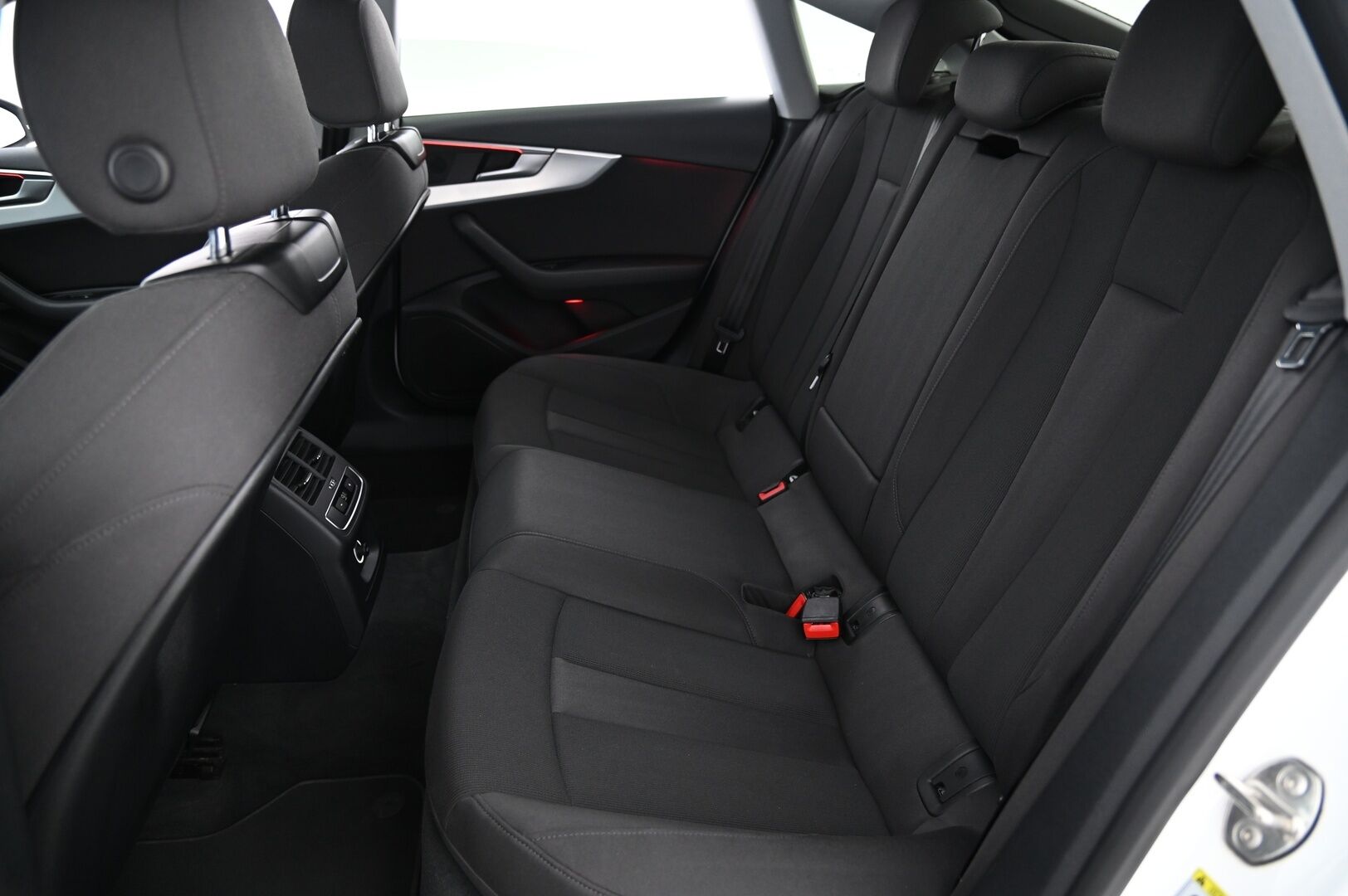 Audi A5 2018 Sportback Business Sport 2,0 TFSI g-tron * Navi / LED / Sport istuimet / Vakkari *