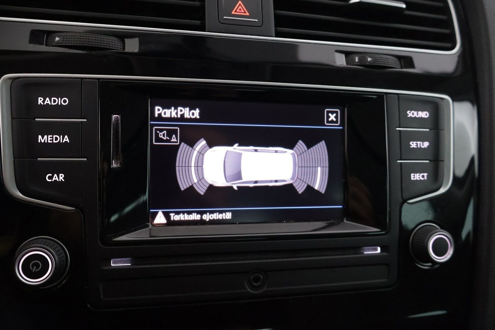 Volkswagen Golf 2017 Variant Allstar 2,0 TDI 110 kW (150 hv) DSG-automaatti * Panoraama / Koukku / Tutkat / Lohkolämmitin * - * 1-om Suomessa / Hyvin huollettu / 2x hyvät renkaat / Hihna vaihdettu *