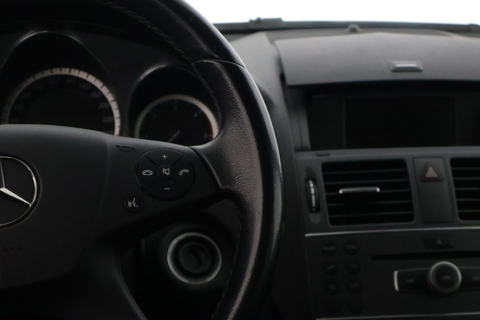 Mercedes-Benz C 2011 200 CDI BE T A Premium Business * Tutkat / Vetokoukku / Puolinahkapenkit * - * Hyvin pidetty / Kahdet hyvät renkaat / Lohkolämmitin *