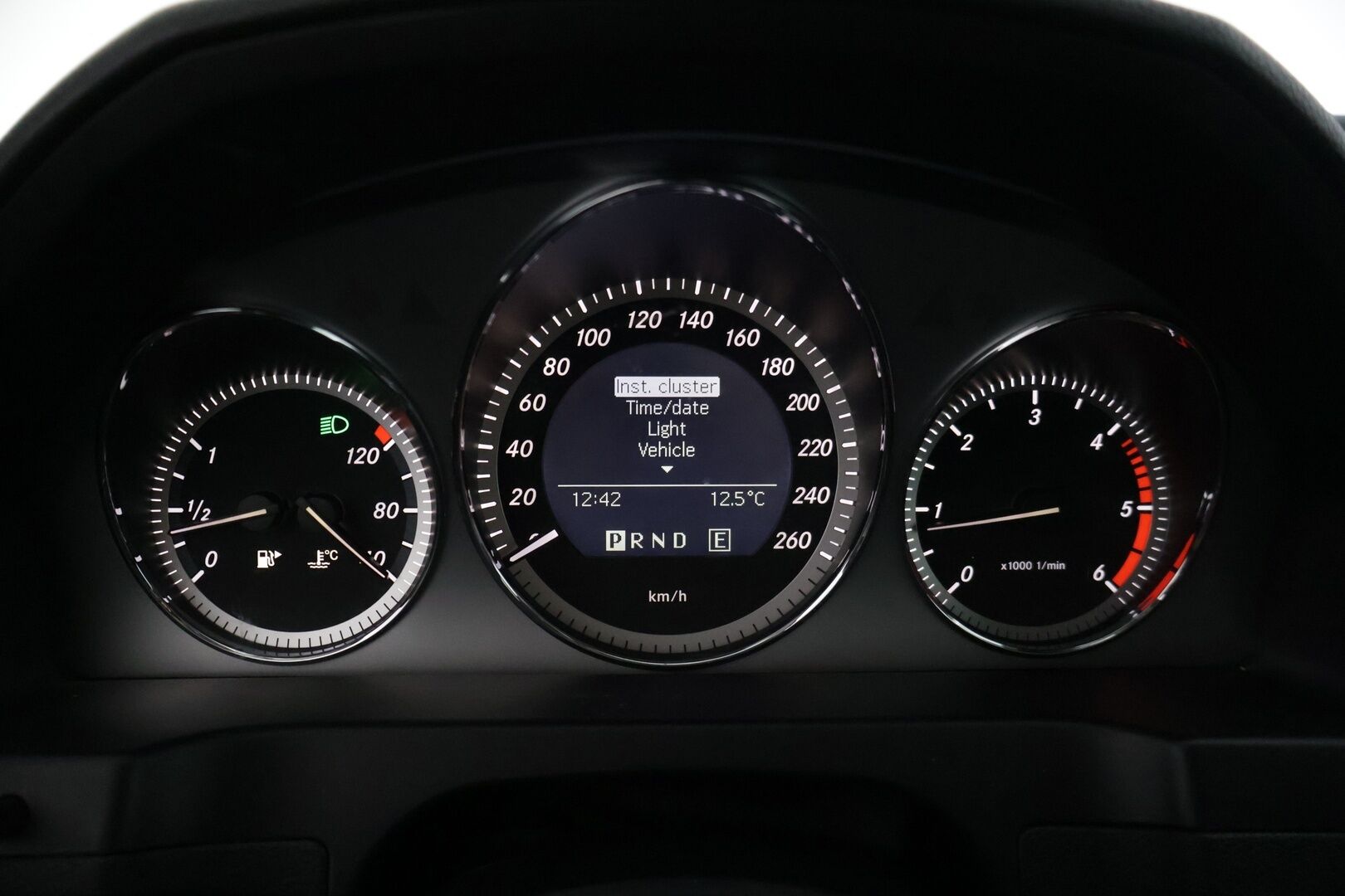 Mercedes-Benz C 2011 200 CDI BE T A Premium Business * Tutkat / Vetokoukku / Puolinahkapenkit * - * Hyvin pidetty / Kahdet hyvät renkaat / Lohkolämmitin *