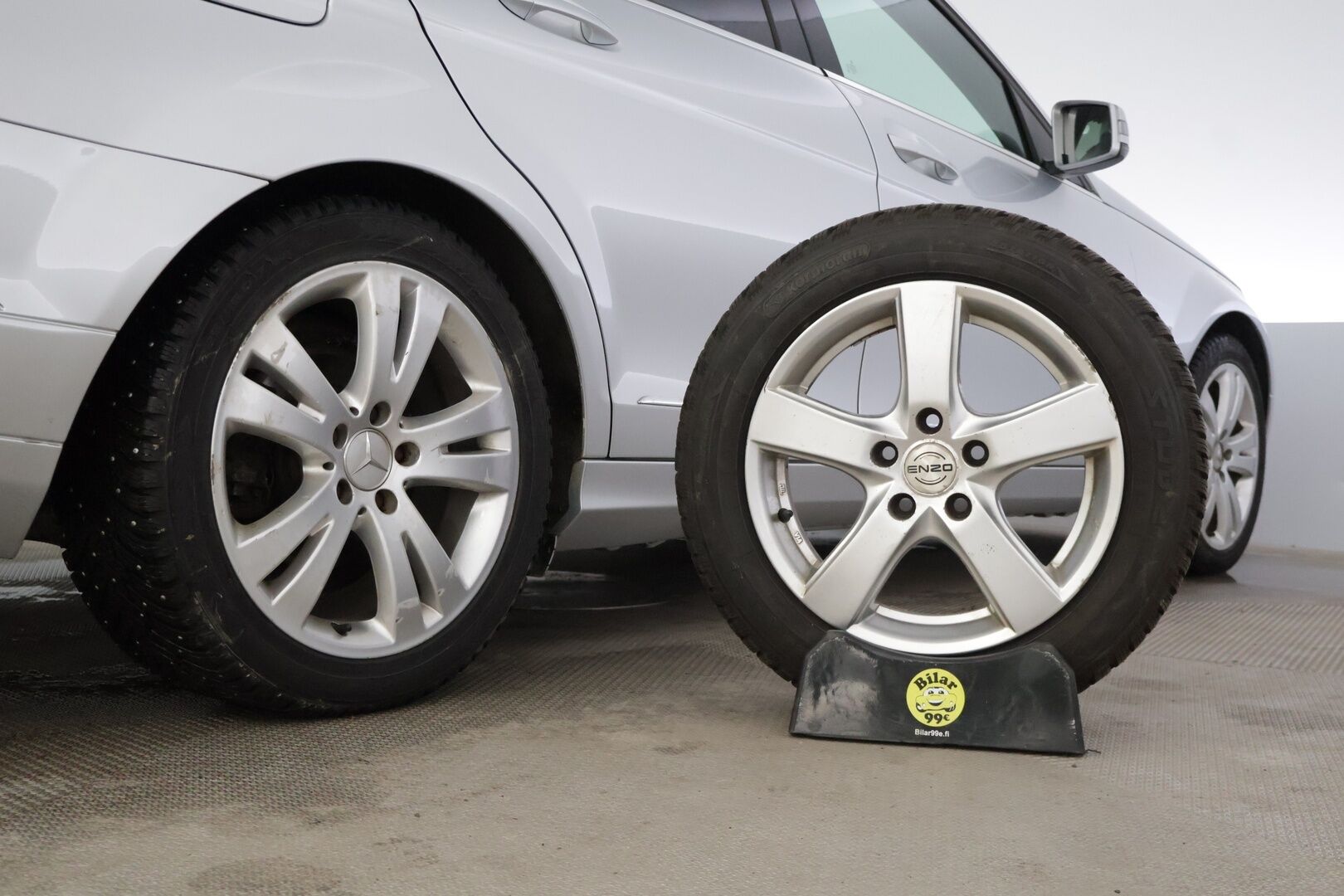 Mercedes-Benz C 2011 200 CDI BE T A Premium Business * Tutkat / Vetokoukku / Puolinahkapenkit * - * Hyvin pidetty / Kahdet hyvät renkaat / Lohkolämmitin *