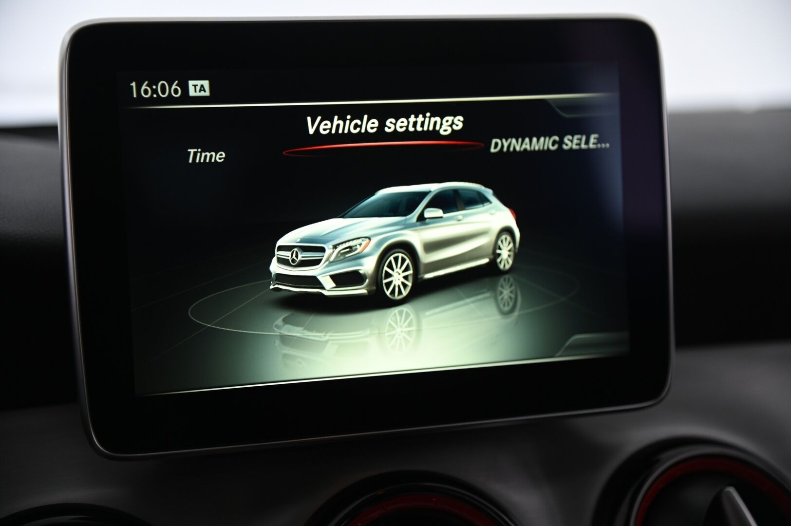 Mercedes-Benz GLA 45 AMG 2016 4Matic 381hv - Facelift | Harman&kardon | Navi | Panorama | Vakkari | ILS | BT