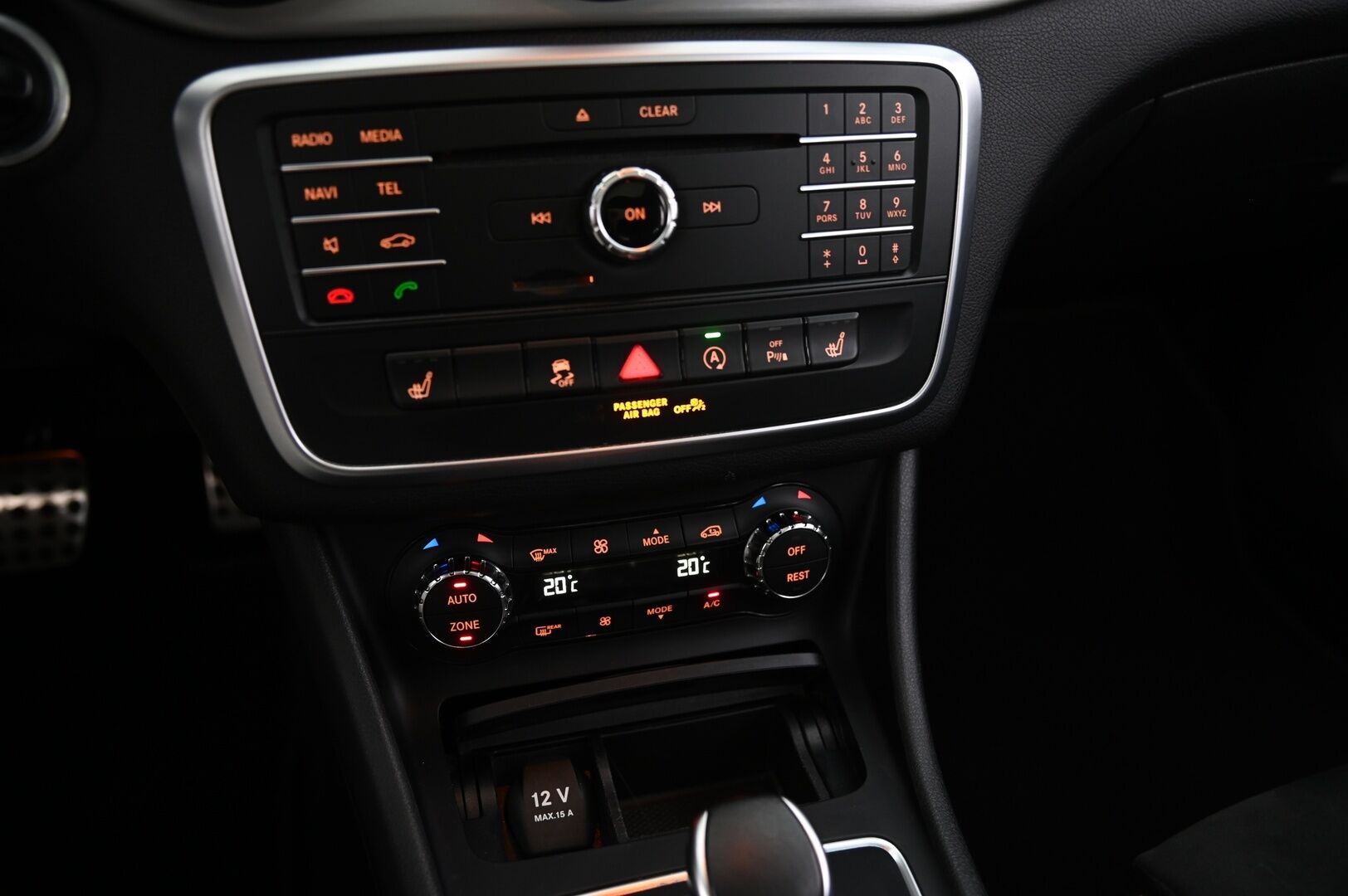 Mercedes-Benz GLA 45 AMG 2016 4Matic 381hv - Facelift | Harman&kardon | Navi | Panorama | Vakkari | ILS | BT