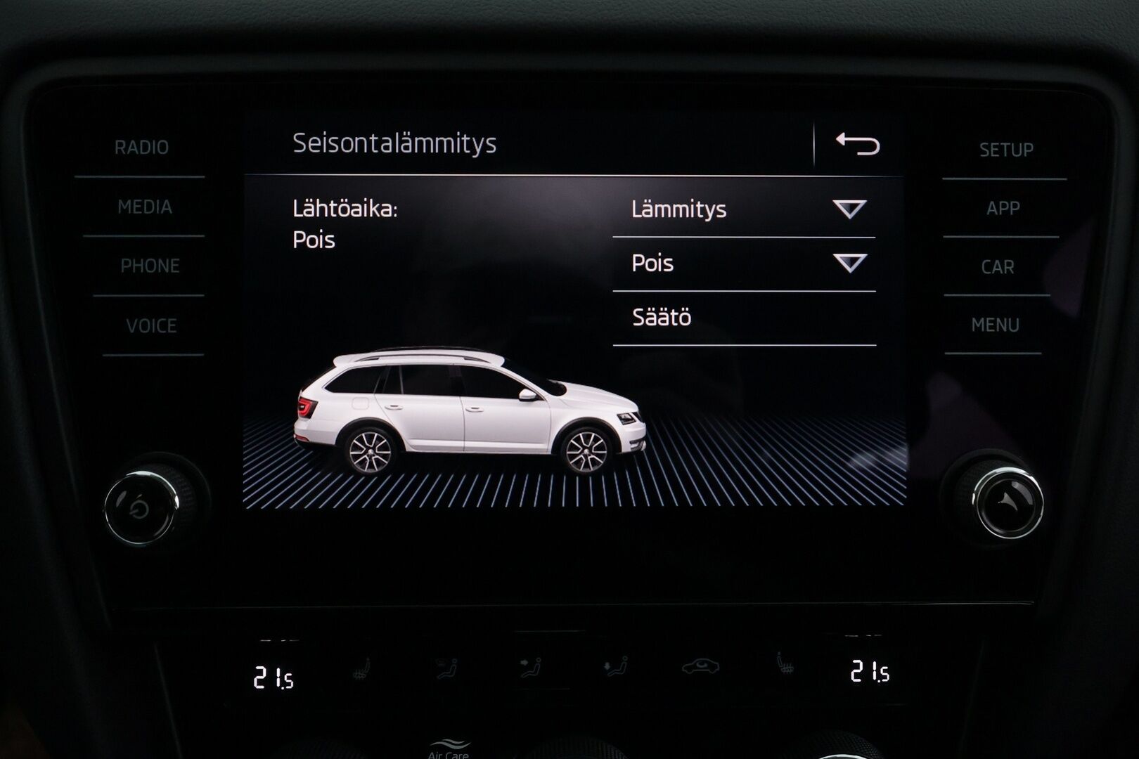 Skoda Octavia 2018 Combi 2,0 TDI 184 4x4 Scout DSG Autom. - | ACC | Webasto | Koukku | LED | P.kamera | Ratinlämmitys | 1.Om Suomi-auto | Kahdet Renkaat | Merkkihuollettu |
