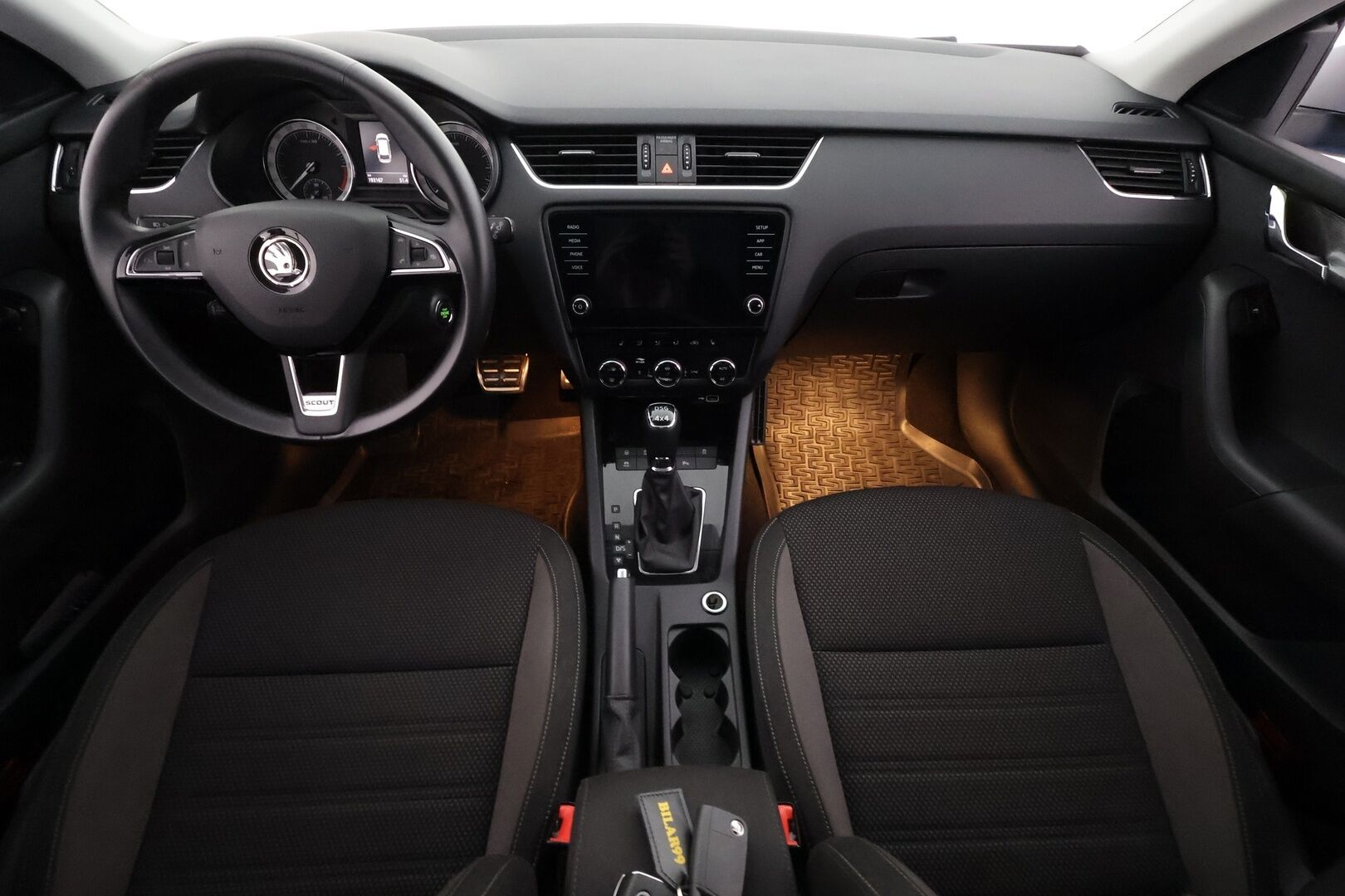 Skoda Octavia 2018 Combi 2,0 TDI 184 4x4 Scout DSG Autom. - | ACC | Webasto | Koukku | LED | P.kamera | Ratinlämmitys | 1.Om Suomi-auto | Kahdet Renkaat | Merkkihuollettu |