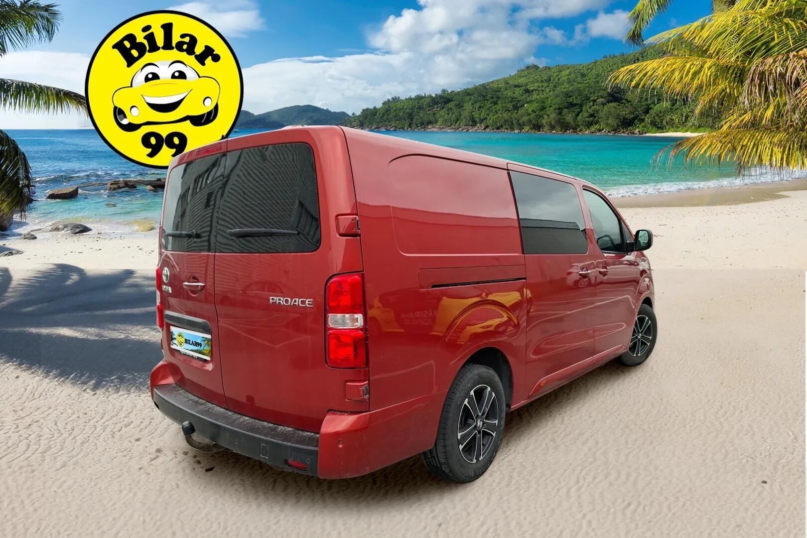 Toyota Proace 2018 L2 2,0 D 120 - 2Om Suomiauto | Webasto | Vetokoukku | Peruutuskamera | BLIS | Navi | Lohkolämmitin | Metalliväri