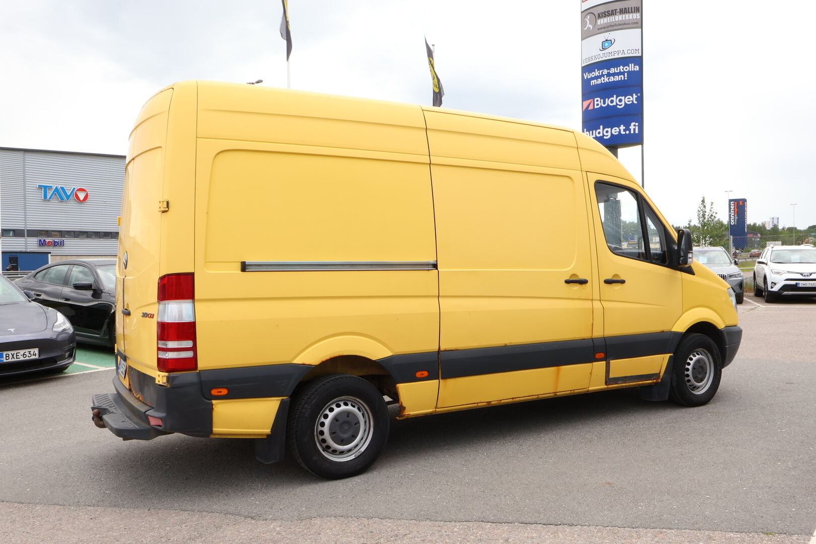 Mercedes-Benz Sprinter 2007 313 CDI Kasten Kevyt kuorma-auto - Järkimetrit! / Webasto / Vetokoukku / Hyvät renkaat!