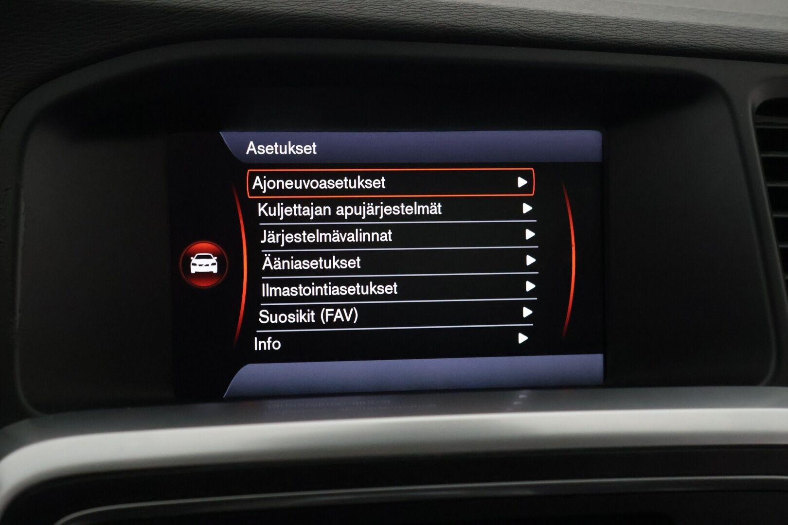 Volvo S60 2012 T4F R-Design Business aut * Vetokoukku / Parkkitutka taakse / Lohko + sisä * - 13v sama omistaja / Lähes uudet nastat / Etanoli mahdollisuus! *