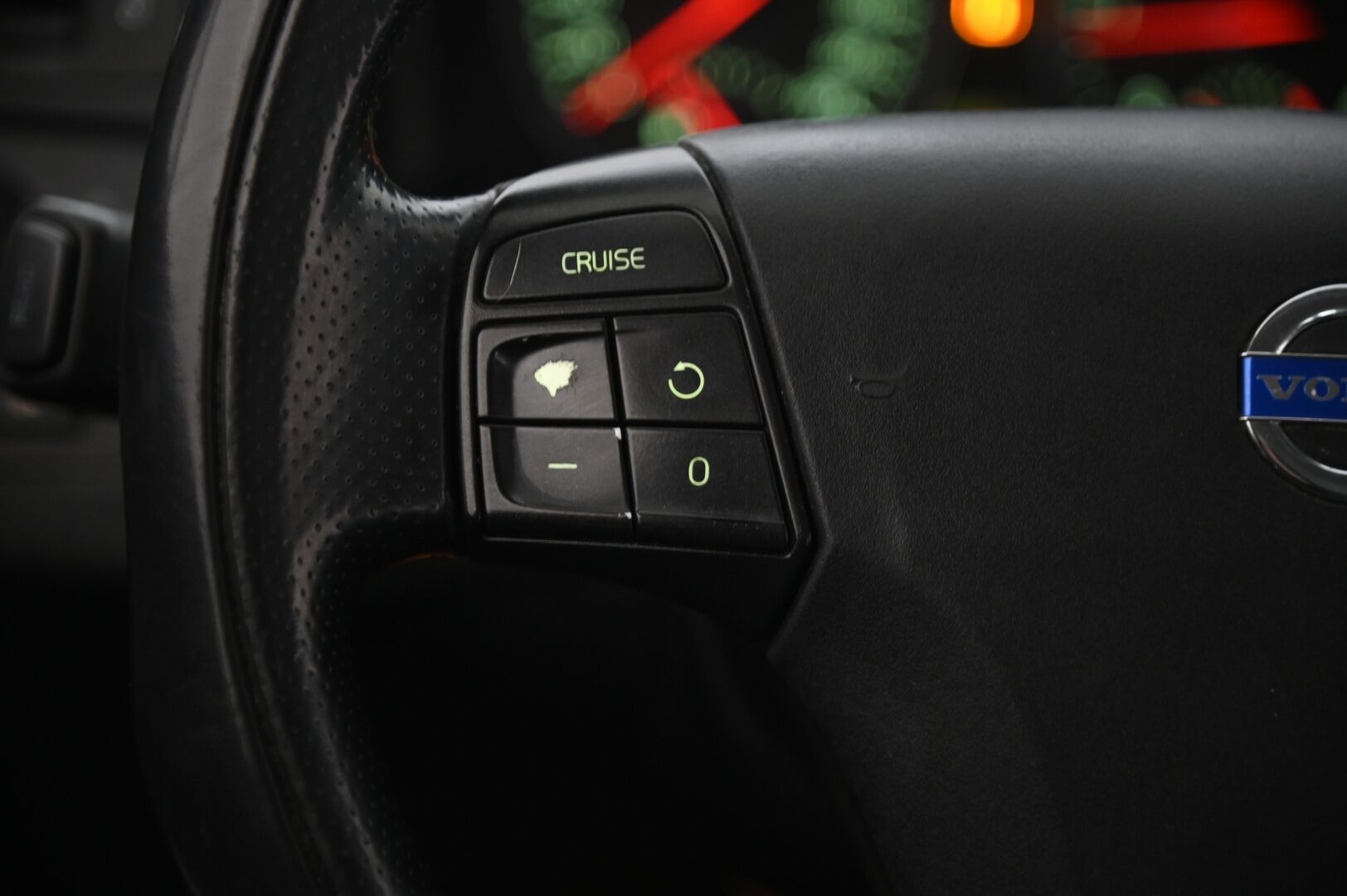 Volvo V50 2012 1,6D DRIVe S/S Classic *YritysOutlet - Myydään vain yrityksille* - *Tämä auto myydään YritysOutlet -valikoimasta vain yritykselle*