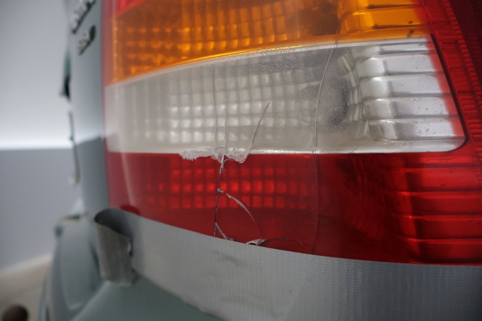 Opel Astra 1998 1,6 16V Club 5d - YritysOutlet - Myydään vain yrityksille / Katsastus voimassa 6/2026 saakka / Hyvät nastat * - – Tämä auto myydään YritysOutlet -valikoimasta vain yritykselle / Suoraan ajosta! / Pikku laitolla pätevä tuote!*