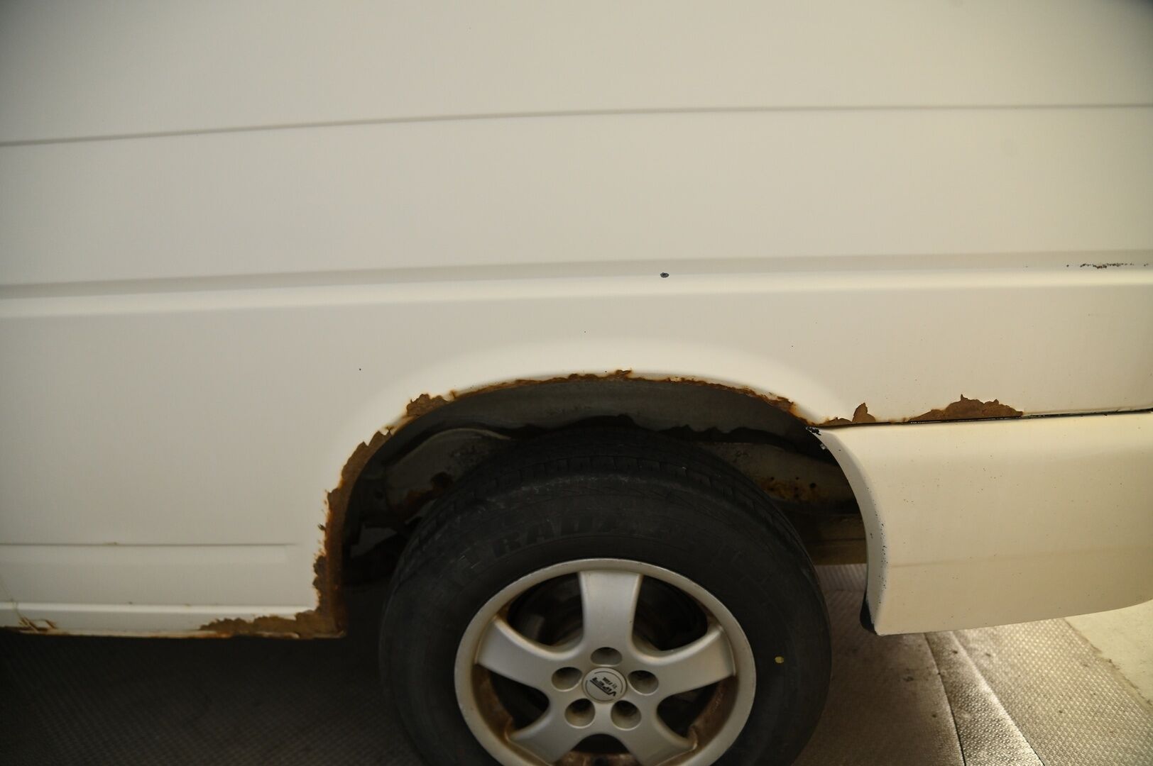Volkswagen Transporter 1998 TRANSPORTER 2.5TDI-70X0A-3-KASTEN/332 - * Myydään vain huutokaupat.com *
