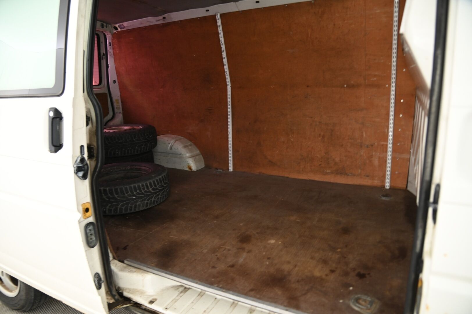 Volkswagen Transporter 1998 TRANSPORTER 2.5TDI-70X0A-3-KASTEN/332 - * Myydään vain huutokaupat.com *