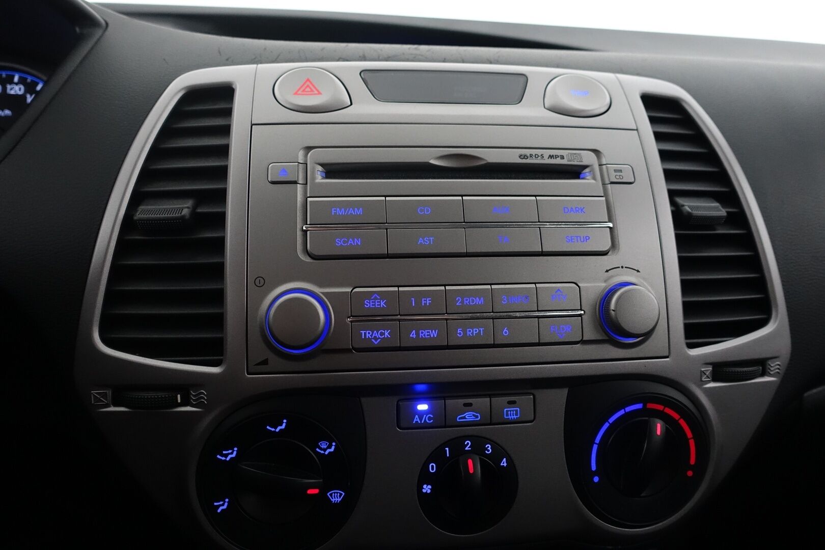 Hyundai i20 2010 1,4 5d CRDi 6MT Comfort * YritysOutlet - Myydään vain yrityksille *