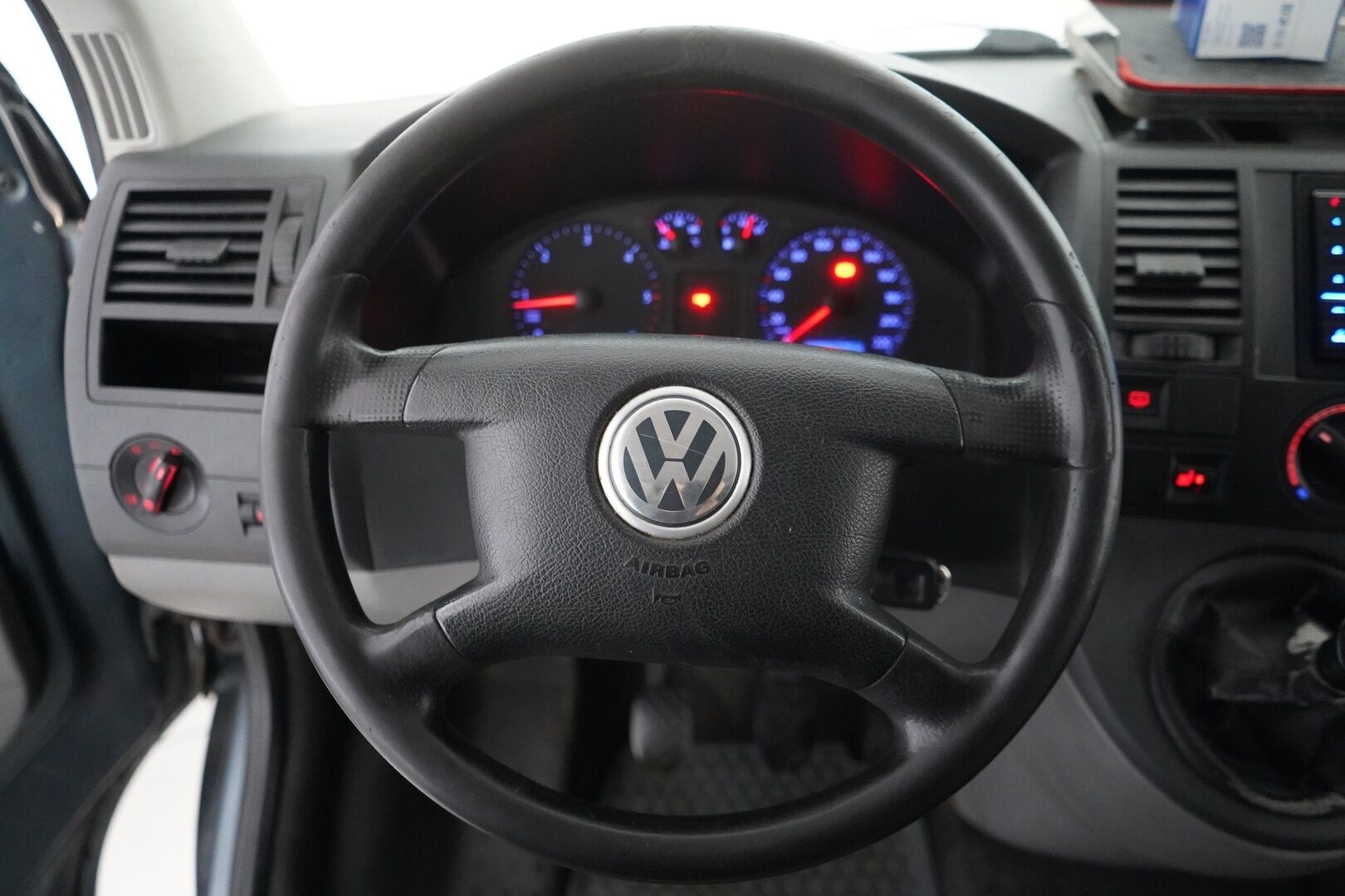 Volkswagen Transporter 2005 MYYDÄÄN HUUTOKAUPAT.COM - MYYDÄÄN HUUTOKAUPAT.COM
