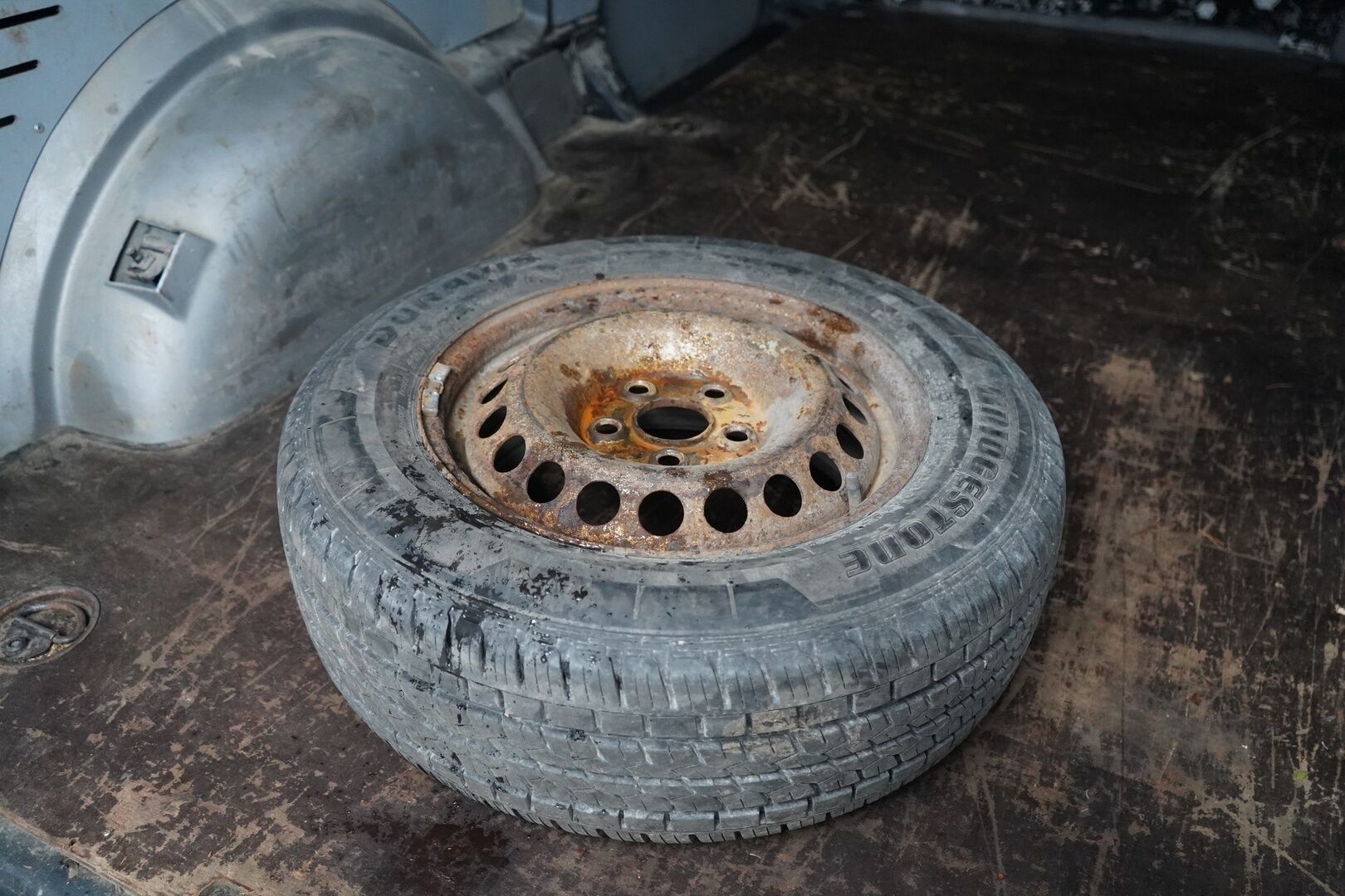 Volkswagen Transporter 2005 MYYDÄÄN HUUTOKAUPAT.COM - MYYDÄÄN HUUTOKAUPAT.COM