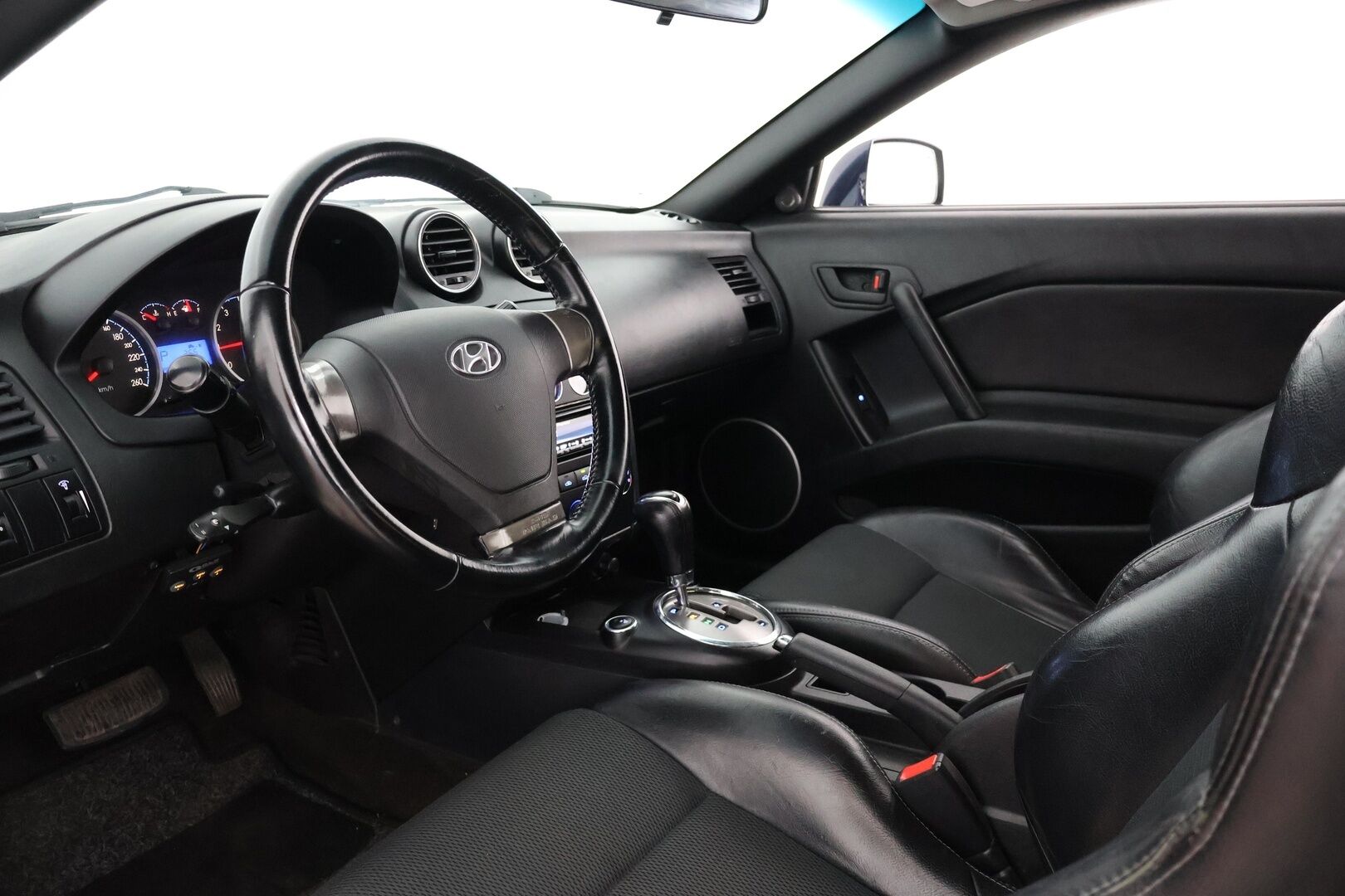 Hyundai Coupe 2009 2,0 GLS Aut. - YritysOutlet - Myydään vain yrityksille
