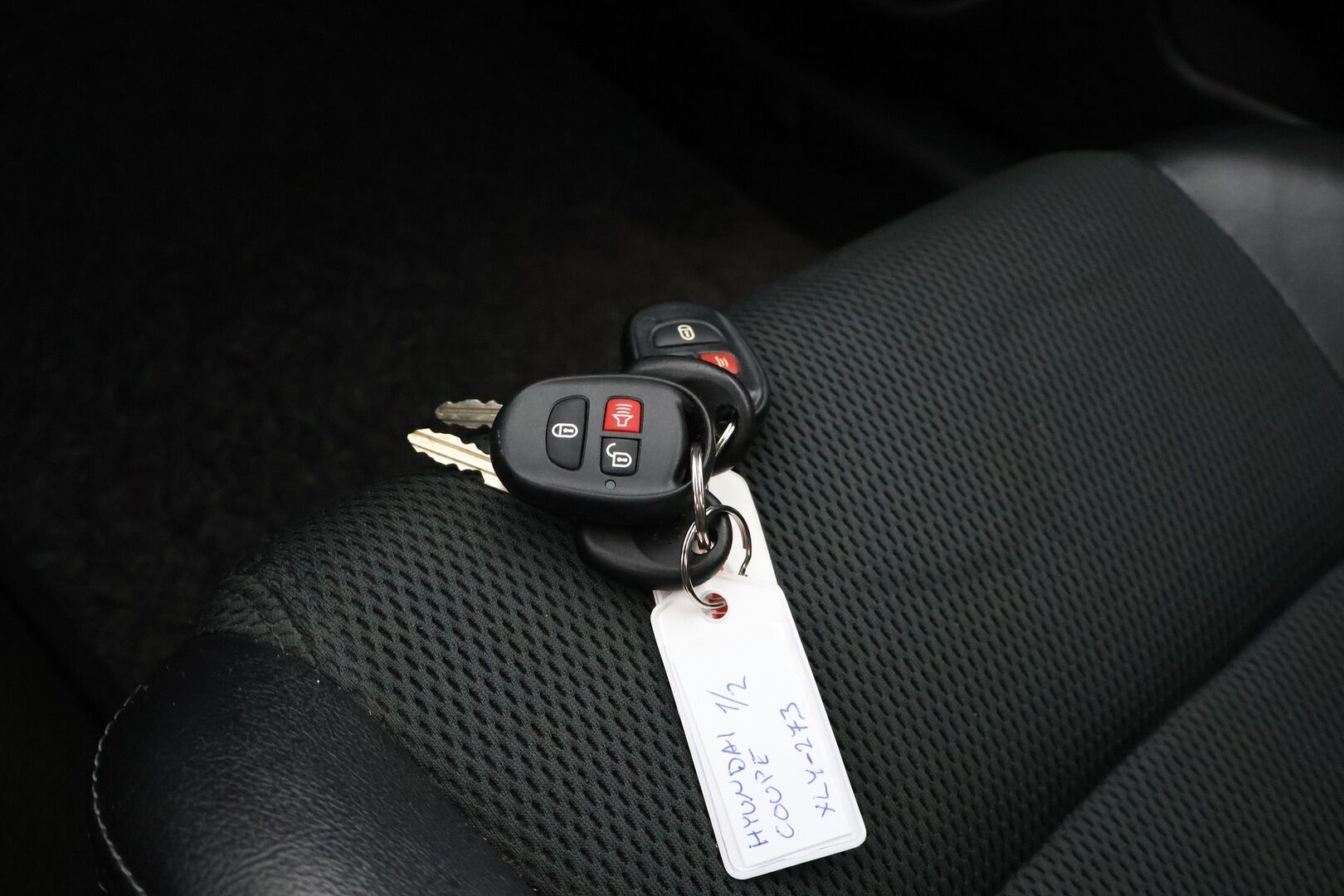 Hyundai Coupe 2009 2,0 GLS Aut. - YritysOutlet - Myydään vain yrityksille
