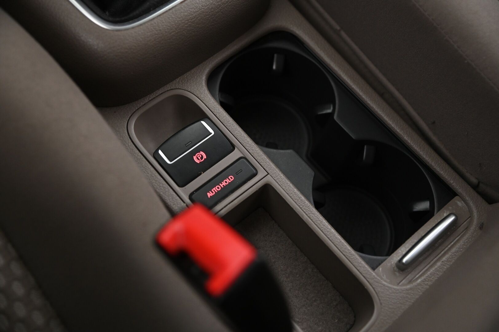 Volkswagen Tiguan 2008 Trend & Fun 2,0 TDI 103 kW 4MOTION *Koukku / Nelikko / Vakkari* *Yritysoutlet - Myydään vain yrityksille - * Tämä auto myydään YritysOutlet -valikoimasta vain yritykselle