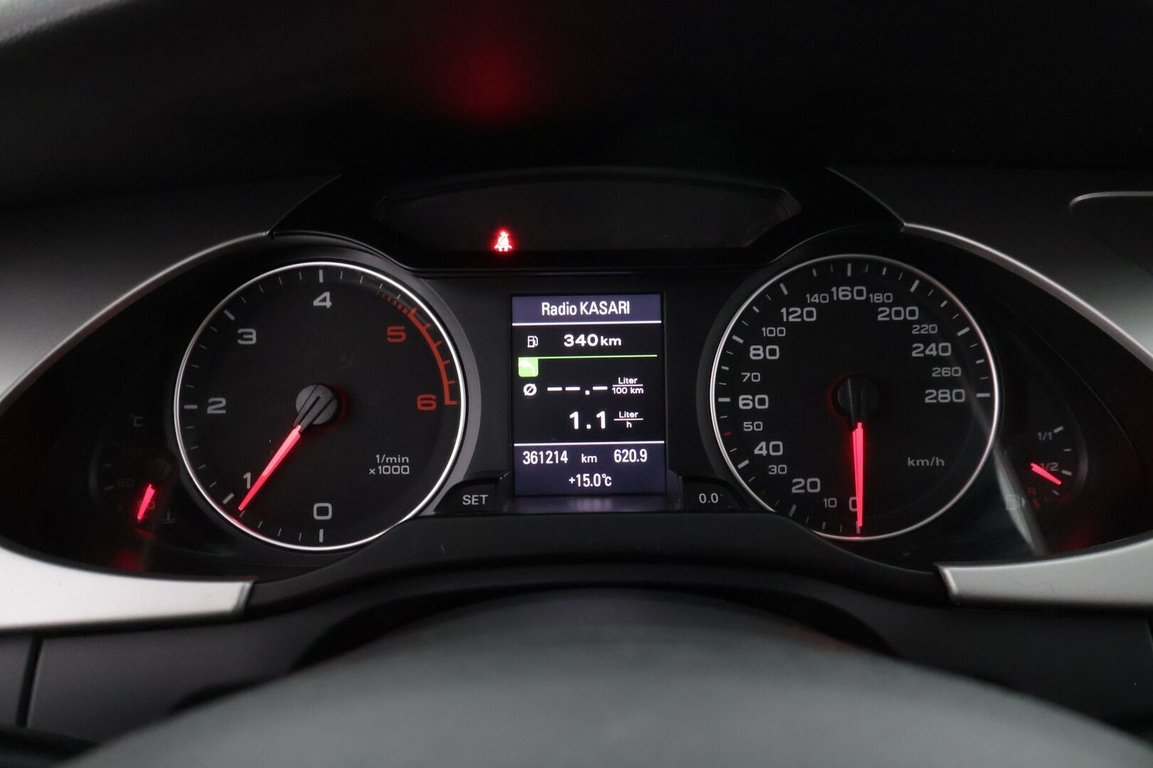 Audi A4 2011 Avant 2,0 TDI e DPF Start-Stop Business Plus*YritysOutlet - Myydään vain yrityksille* - *YritysOutlet - Myydään vain yrityksille*