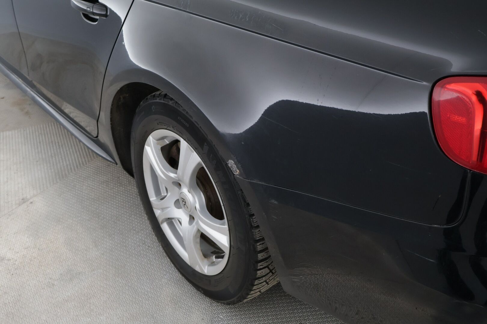 Audi A4 2011 Avant 2,0 TDI e DPF Start-Stop Business Plus*YritysOutlet - Myydään vain yrityksille* - *YritysOutlet - Myydään vain yrityksille*