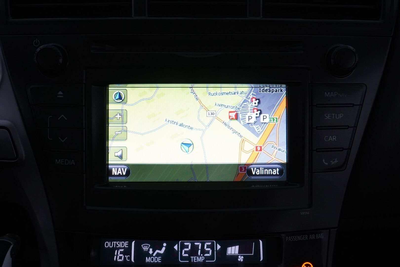 Toyota Prius+ 2012 Linea Sol 7p *Lohko / HUD / Kamera / Panorama / Vakkari* - KATSO TÄYSIN POIKKEUKSELLINEN HINTA! / Suomi-auto / Uusi tuulilasi / Säännölliset huollot / 2x renkaat sekä vanteet / Viimeisin huolto 10.2025