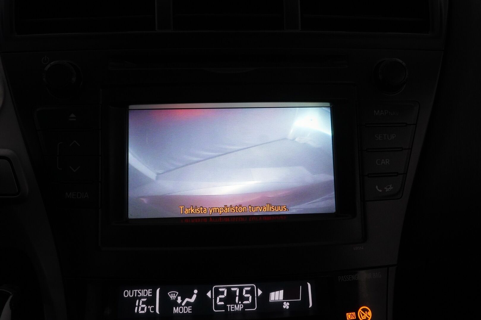 Toyota Prius+ 2012 Linea Sol 7p *Lohko / HUD / Kamera / Panorama / Vakkari* - KATSO TÄYSIN POIKKEUKSELLINEN HINTA! / Suomi-auto / Uusi tuulilasi / Säännölliset huollot / 2x renkaat sekä vanteet / Viimeisin huolto 10.2025