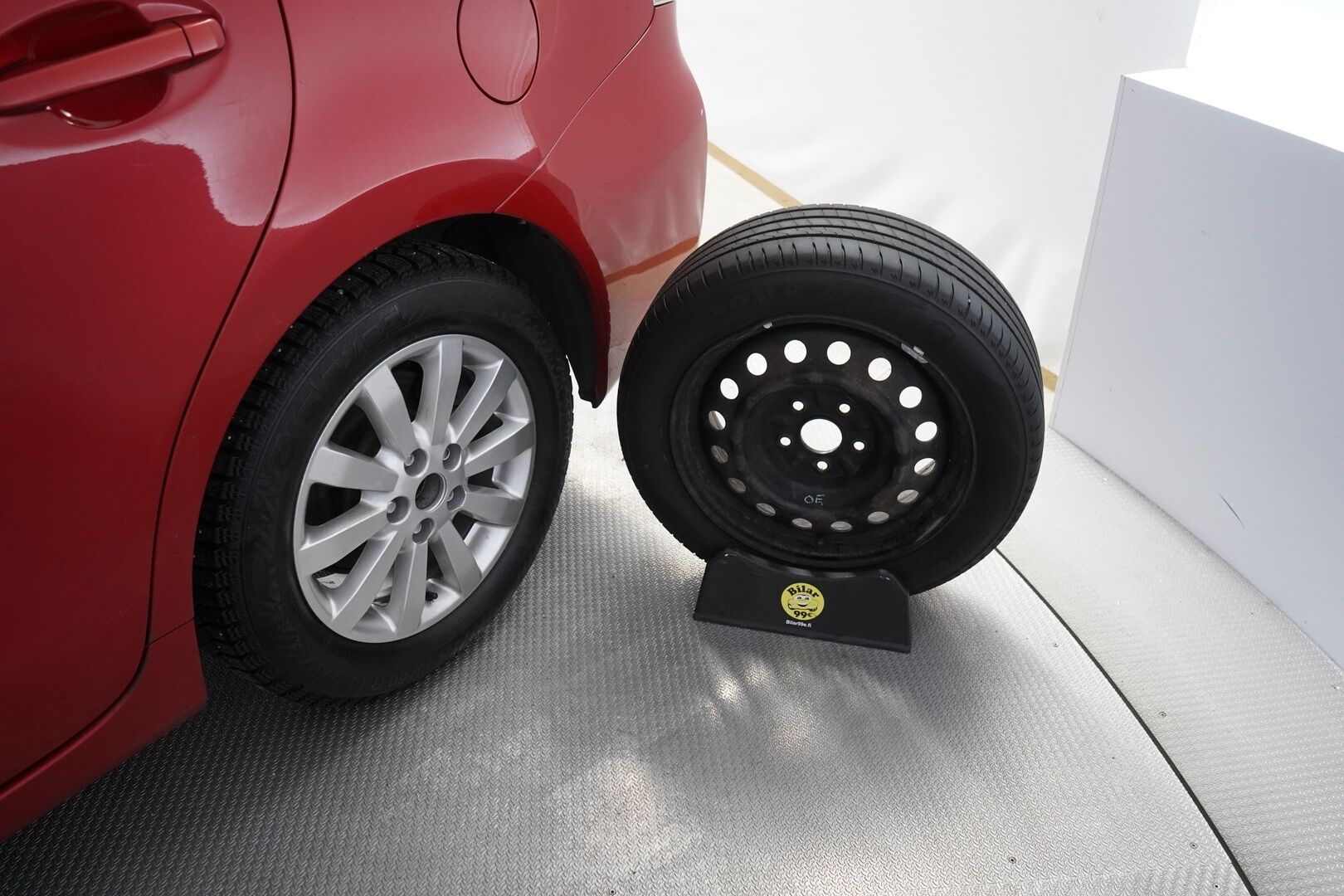 Toyota Prius+ 2012 Linea Sol 7p *Lohko / HUD / Kamera / Panorama / Vakkari* - Suomi-auto / Uusi tuulilasi / Säännölliset huollot / 2x renkaat sekä vanteet / Viimeisin huolto 10.2025 / Seuraava katsastus 24.8.2026