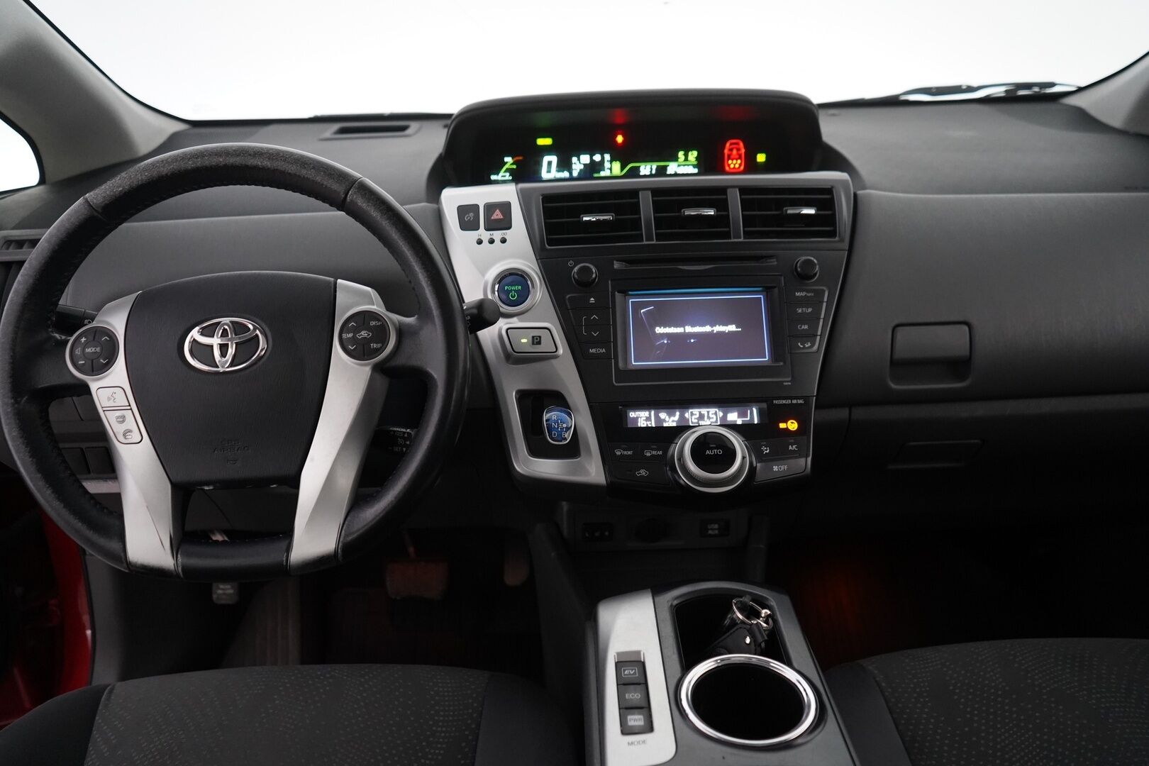 Toyota Prius+ 2012 Linea Sol 7p *Lohko / HUD / Kamera / Panorama / Vakkari* - KATSO TÄYSIN POIKKEUKSELLINEN HINTA! / Suomi-auto / Uusi tuulilasi / Säännölliset huollot / 2x renkaat sekä vanteet / Viimeisin huolto 10.2025