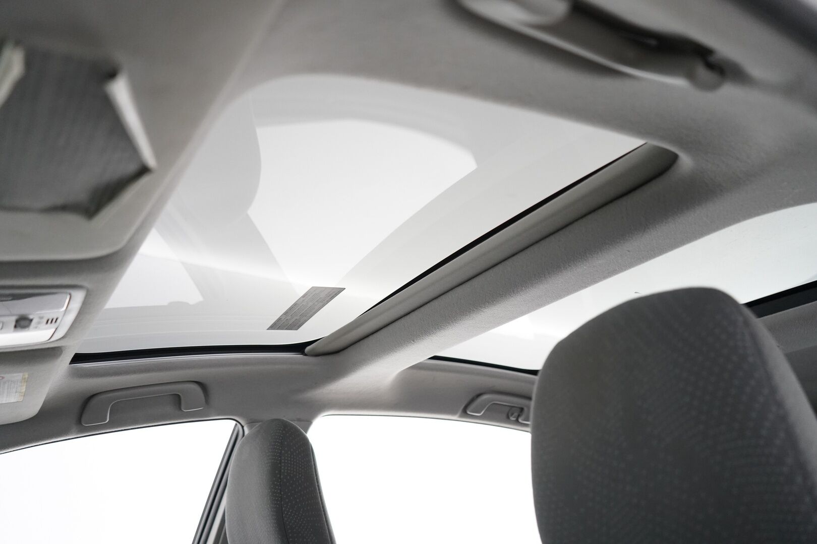 Toyota Prius+ 2012 Linea Sol 7p *Lohko / HUD / Kamera / Panorama / Vakkari* - Suomi-auto / Uusi tuulilasi / Säännölliset huollot / 2x renkaat sekä vanteet / Viimeisin huolto 10.2025 / Seuraava katsastus 24.8.2026