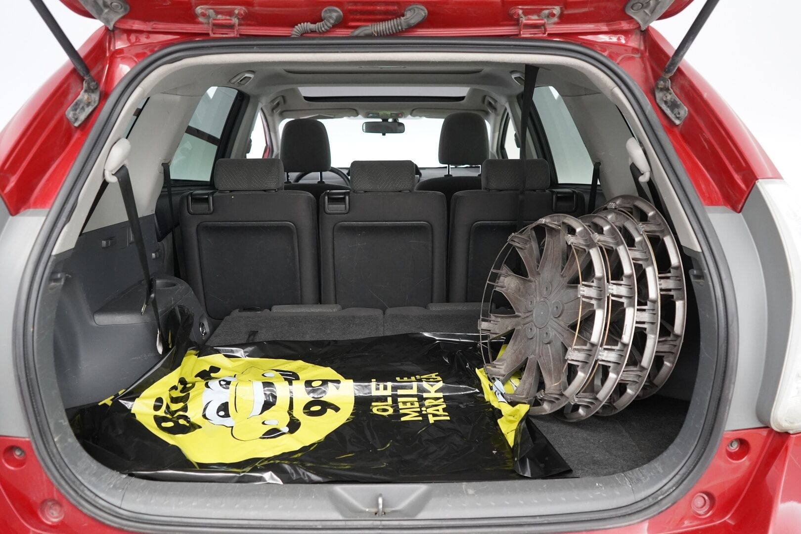 Toyota Prius+ 2012 Linea Sol 7p *Lohko / HUD / Kamera / Panorama / Vakkari* - KATSO TÄYSIN POIKKEUKSELLINEN HINTA! / Suomi-auto / Uusi tuulilasi / Säännölliset huollot / 2x renkaat sekä vanteet / Viimeisin huolto 10.2025