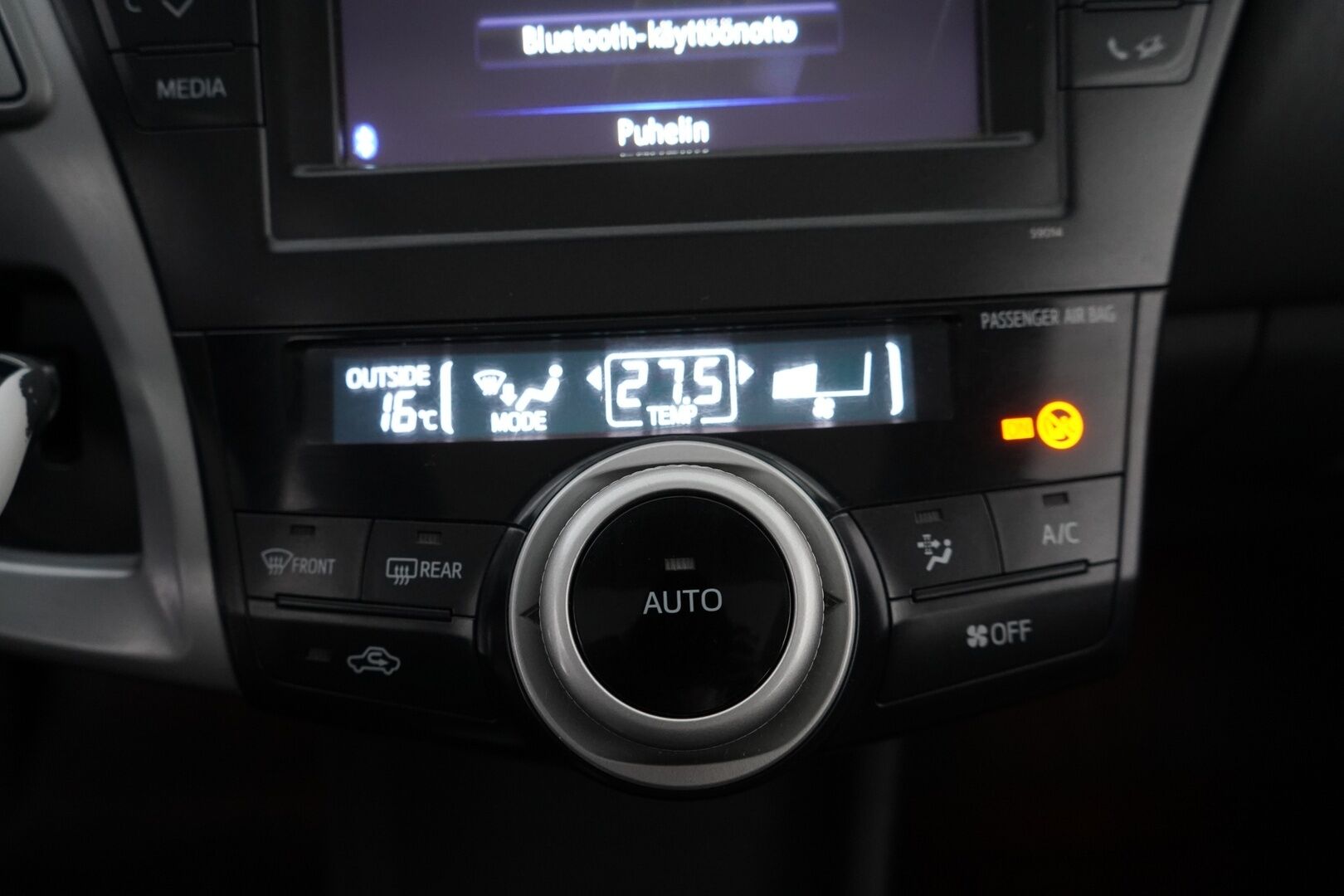 Toyota Prius+ 2012 Linea Sol 7p *Lohko / HUD / Kamera / Panorama / Vakkari* - KATSO TÄYSIN POIKKEUKSELLINEN HINTA! / Suomi-auto / Uusi tuulilasi / Säännölliset huollot / 2x renkaat sekä vanteet / Viimeisin huolto 10.2025