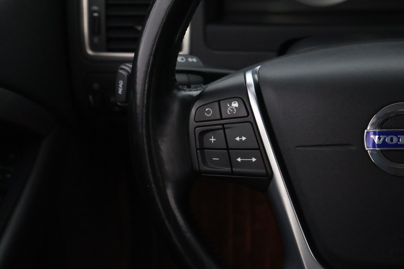 Volvo V70 2010 2,4D Summum aut - MYYDÄÄN HUUTOKAUPAT.COM!