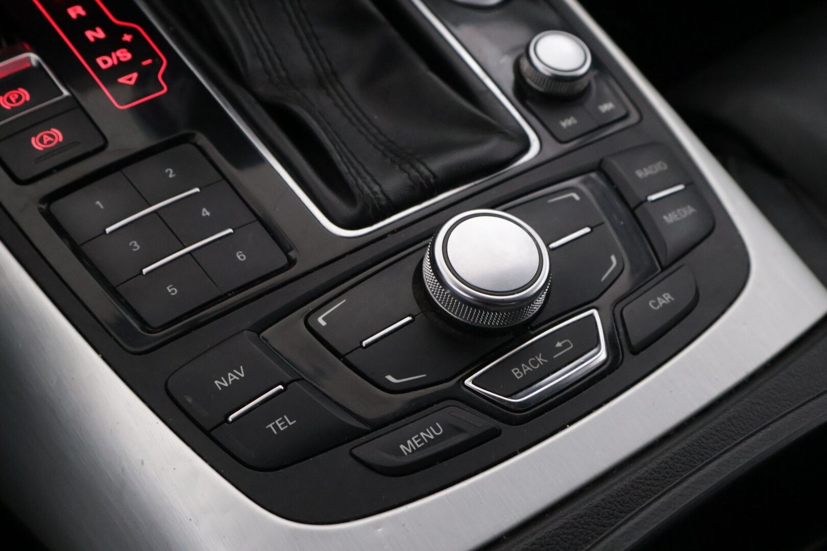 Audi A7 2011 3,0 V6 TDI quattro S tronic Start-Stop - Myydään huutokaupat.com - - | Bi-xenon | Webasto | Nahkasisusta | Navi | Muistipenkit | 
