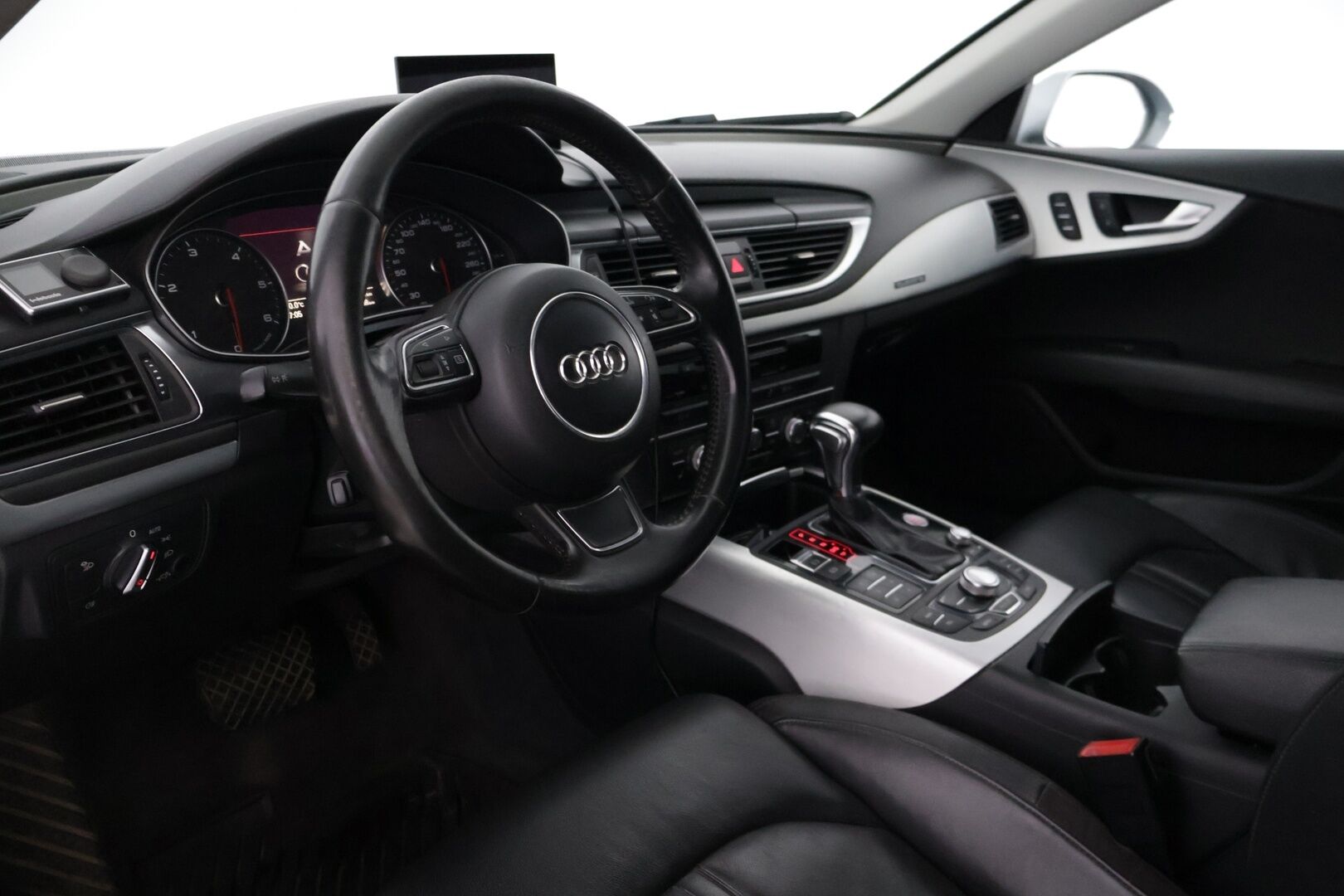 Audi A7 2011 3,0 V6 TDI quattro S tronic Start-Stop - Myydään huutokaupat.com - - | Bi-xenon | Webasto | Nahkasisusta | Navi | Muistipenkit | 