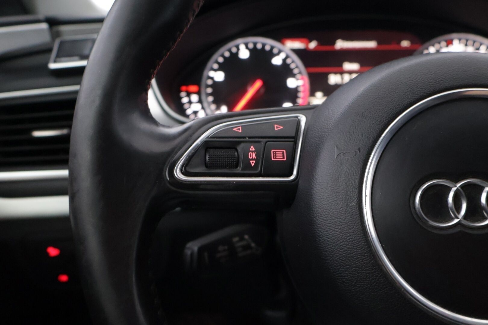 Audi A7 2011 3,0 V6 TDI quattro S tronic Start-Stop -*Myydään huutokaupat.com* - | Bi-xenon | Webasto | Nahkasisusta | Navi | Muistipenkit | 