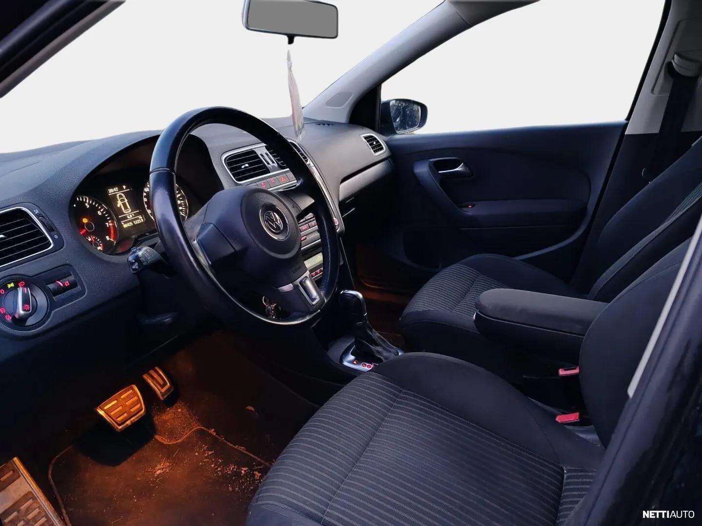 Volkswagen Polo 2011 Highline 1,2 TSI 77 kW (105 hv) DSG-automaatti 4-ovinen / Lohko / Tutka / Vakkari / BiXenon - Suomi-auto / Tulossa myyntiin! - HULLUT AVAJAISHULINAT KORKOTARJOUS 3,29 %