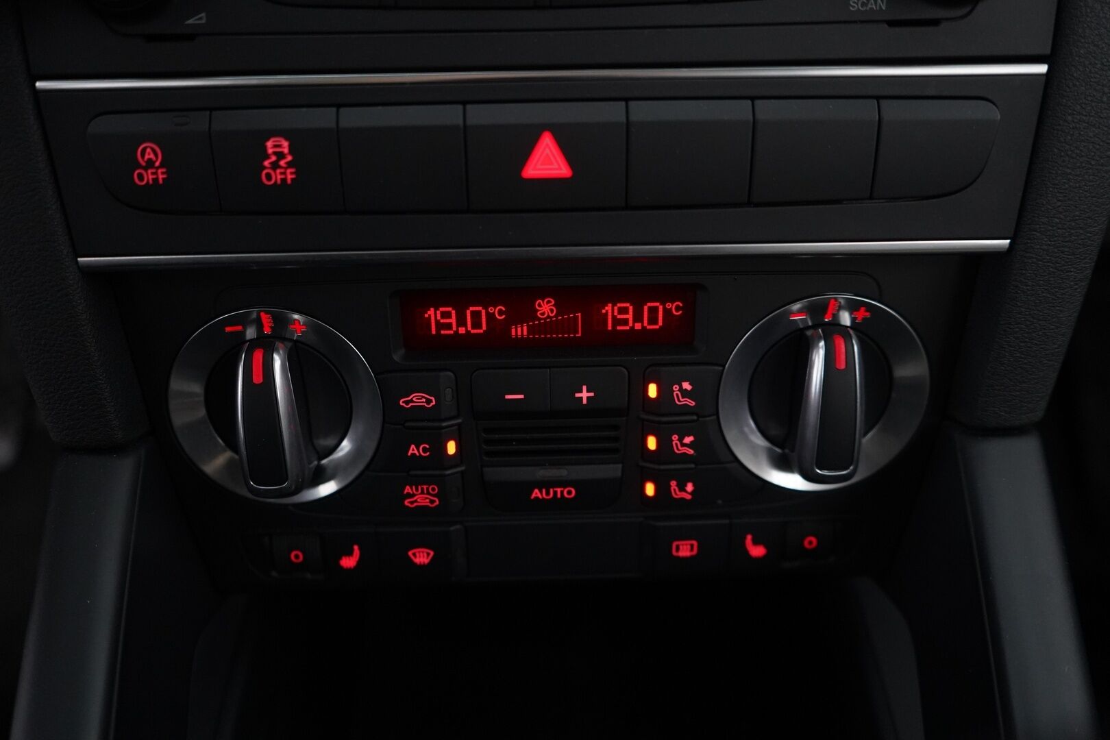 Audi A3 2010 * MYYDÄÄN HUUTOKAUPAT.COM *