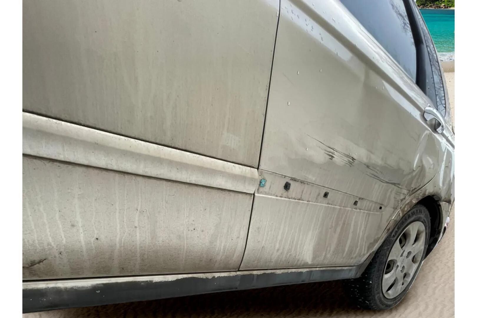 Kia Cerato 2006 5D CERATO MPV 1.6*  - YritysOutlet - Myydään vain yrityksille / Lohkolämmitin sisäpistokkeella / Jälkiasennettu Radio * - * Tämä auto myydään YritysOutlet -valikoimasta vain yritykselle*