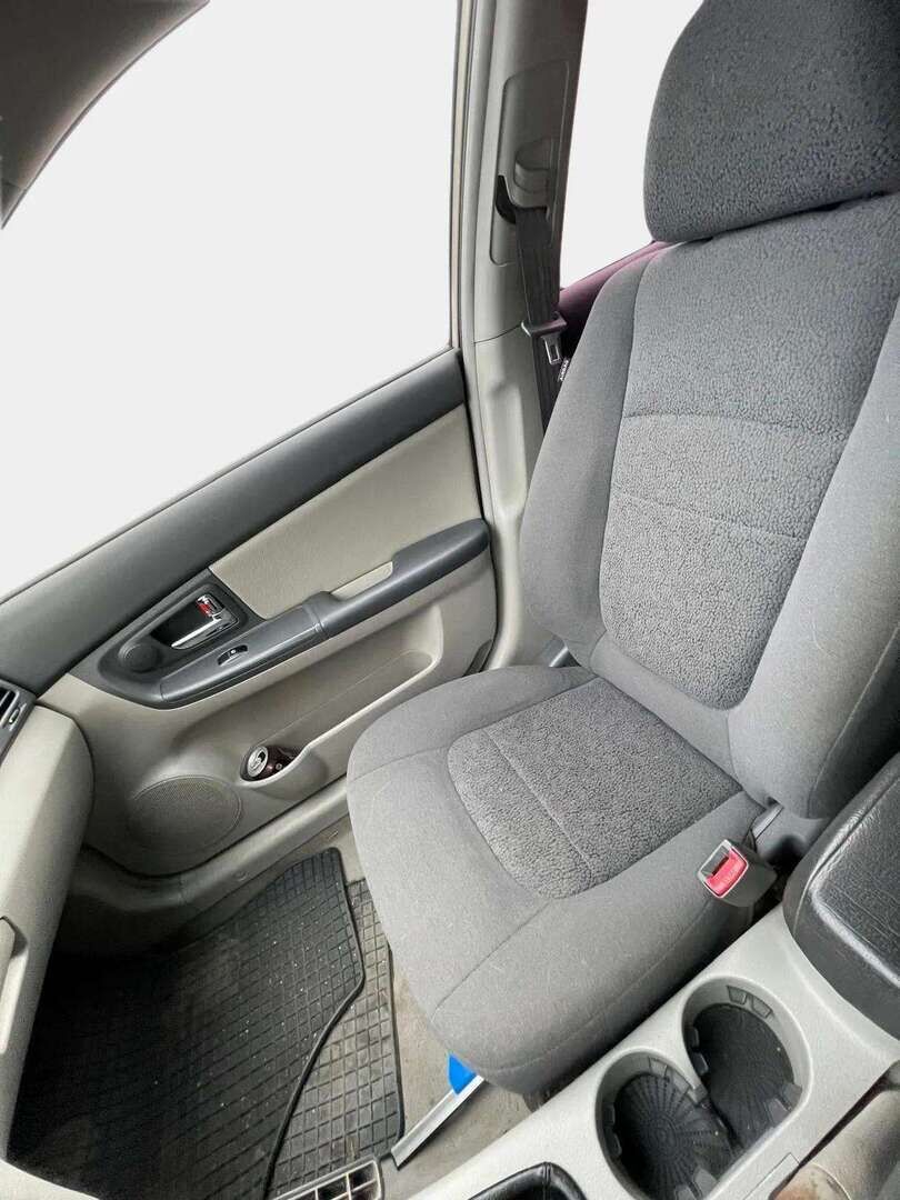 Kia Cerato 2006 5D CERATO MPV 1.6*  - YritysOutlet - Myydään vain yrityksille / Lohkolämmitin sisäpistokkeella / Jälkiasennettu Radio * - * Tämä auto myydään YritysOutlet -valikoimasta vain yritykselle*