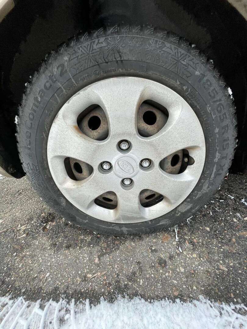 Kia Cerato 2006 5D CERATO MPV 1.6*  - YritysOutlet - Myydään vain yrityksille / Lohkolämmitin sisäpistokkeella / Jälkiasennettu Radio * - * Tämä auto myydään YritysOutlet -valikoimasta vain yritykselle*