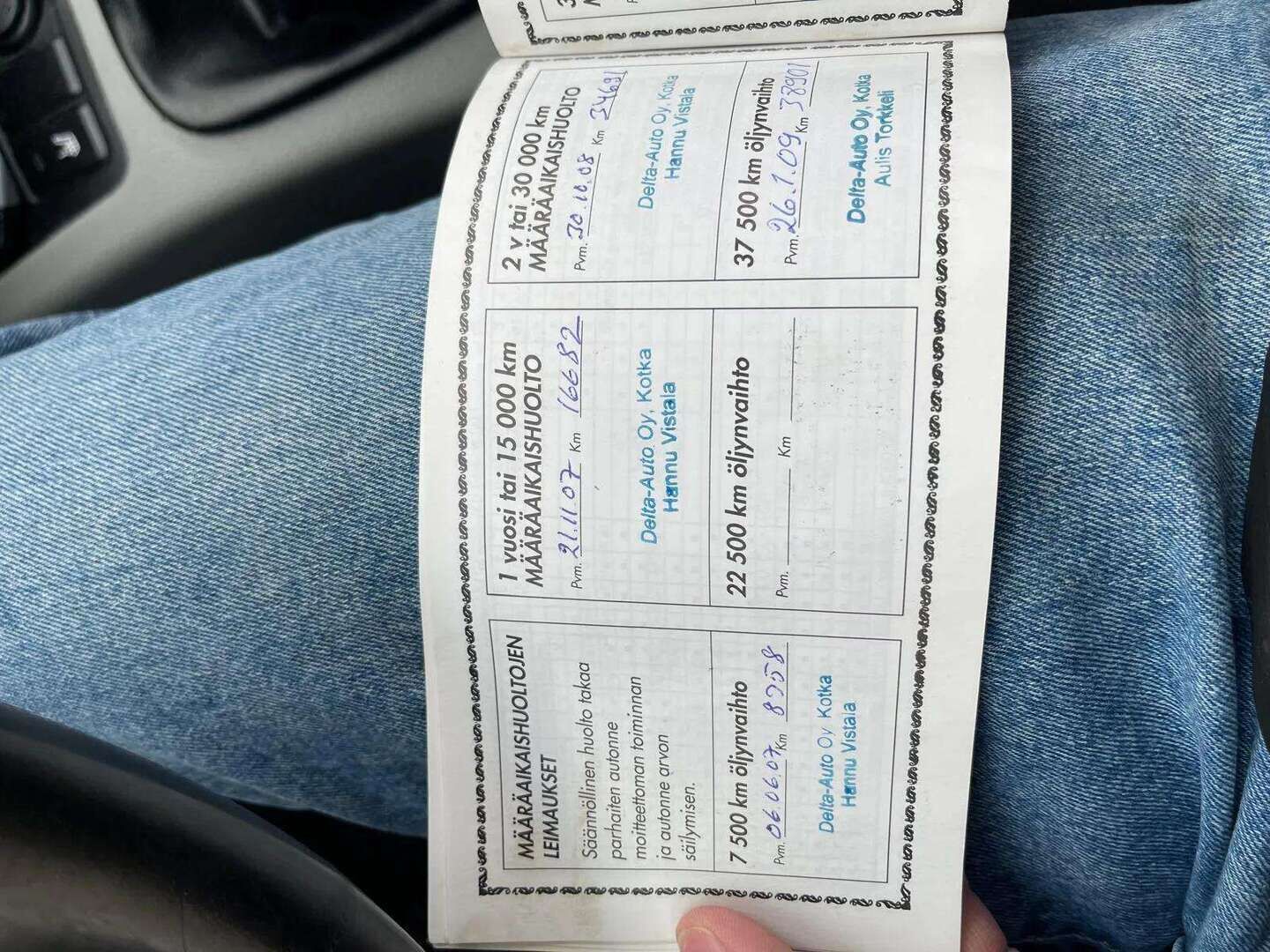 Kia Cerato 2006 5D CERATO MPV 1.6*  - YritysOutlet - Myydään vain yrityksille / Lohkolämmitin sisäpistokkeella / Jälkiasennettu Radio * - * Tämä auto myydään YritysOutlet -valikoimasta vain yritykselle*