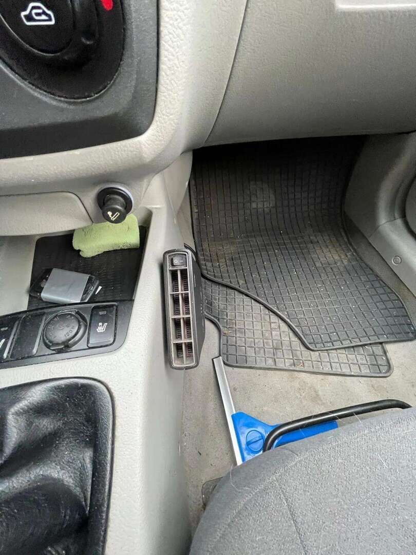 Kia Cerato 2006 5D CERATO MPV 1.6*  - YritysOutlet - Myydään vain yrityksille / Lohkolämmitin sisäpistokkeella / Jälkiasennettu Radio * - * Tämä auto myydään YritysOutlet -valikoimasta vain yritykselle*