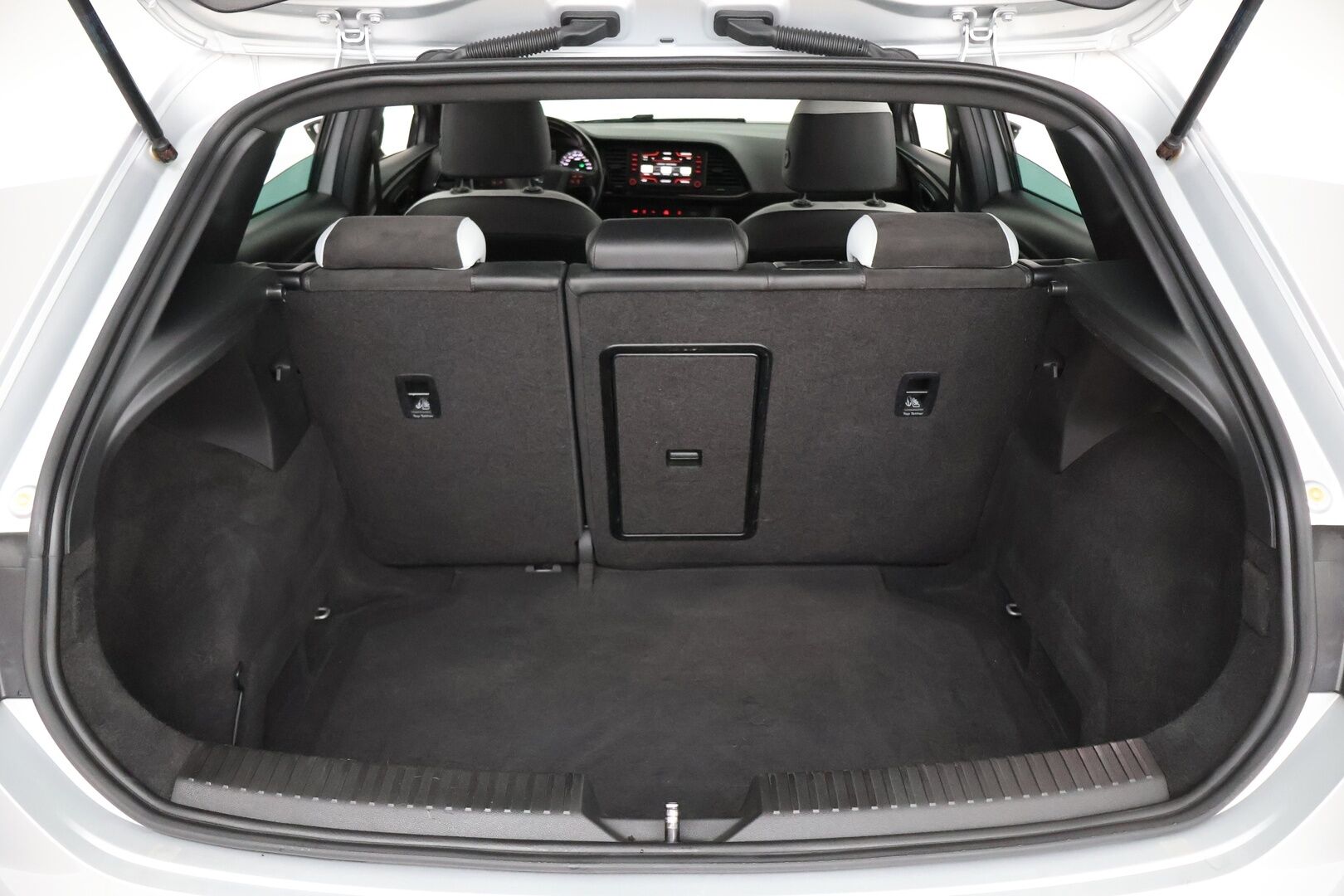 Seat Leon 2017 2,0 TSI 290 Cupra DSG | Adapt. vak | Downpipe | Kattoluukku - – Tämä auto myydään YritysOutlet -valikoimasta vain yritykselle
