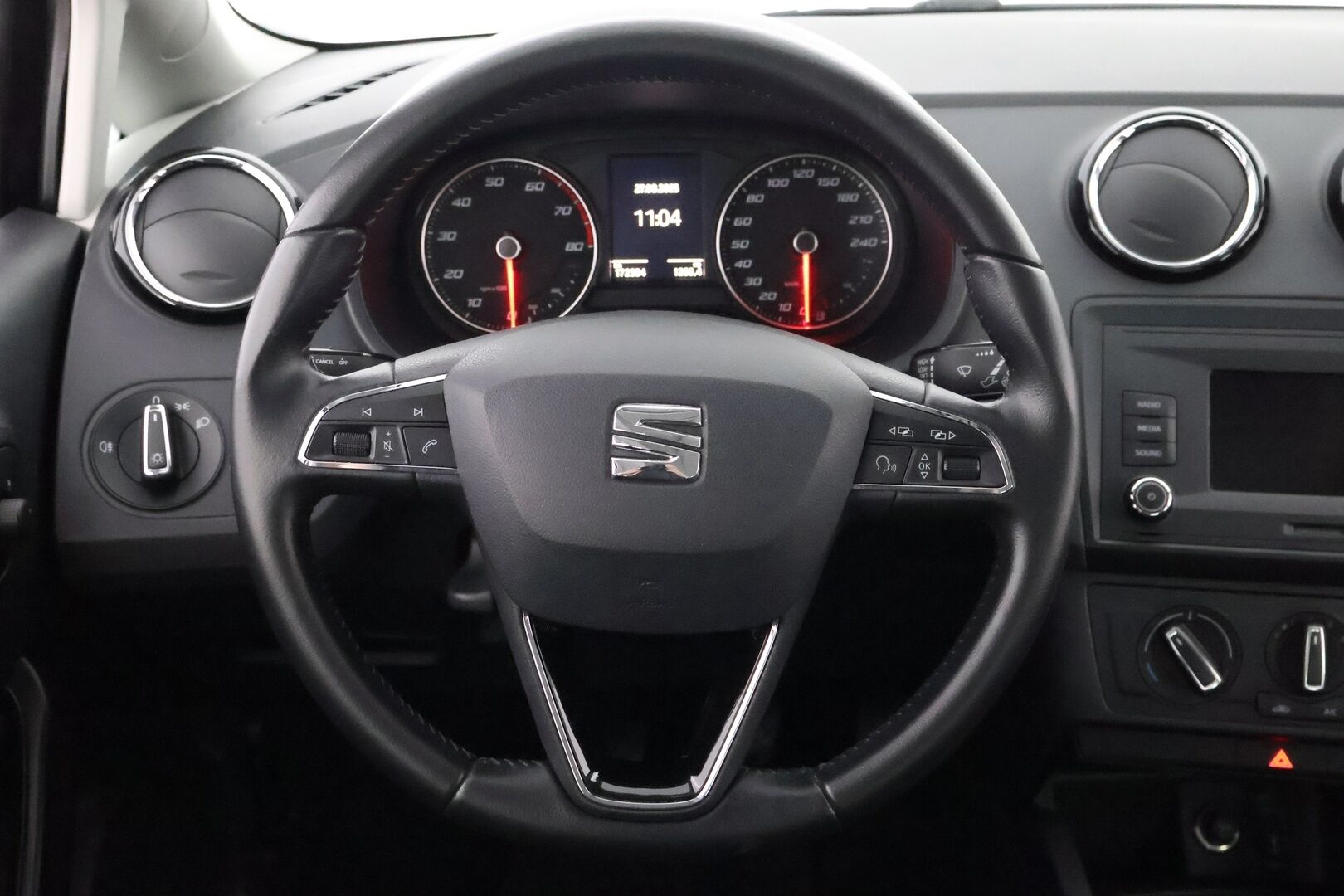 Seat Ibiza ST 2016 1,2 TSI 90 Style - Suomiauto / Vakkari / 2x Fiksut renkaat / Lohko & Sisäpistoke / Jakopää juuri tehty!!