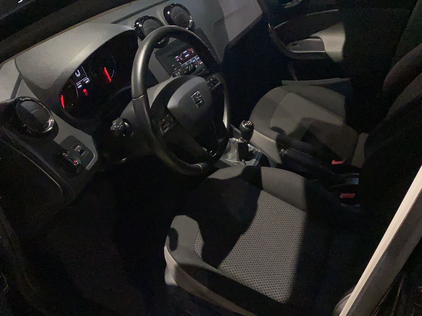 Seat Ibiza ST 2016 1,2 TSI 90 Style - Suomiauto / Vakkari / 2x Fiksut renkaat / Lohko & Sisäpistoke / Jakopää juuri tehty!!