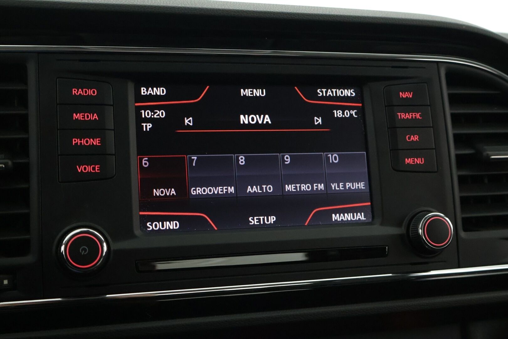 Seat Leon 2013 1,4 TSI 122 Style - Lohkolämmitin / Suomi-auto / Vakkari / Navi / Led valot