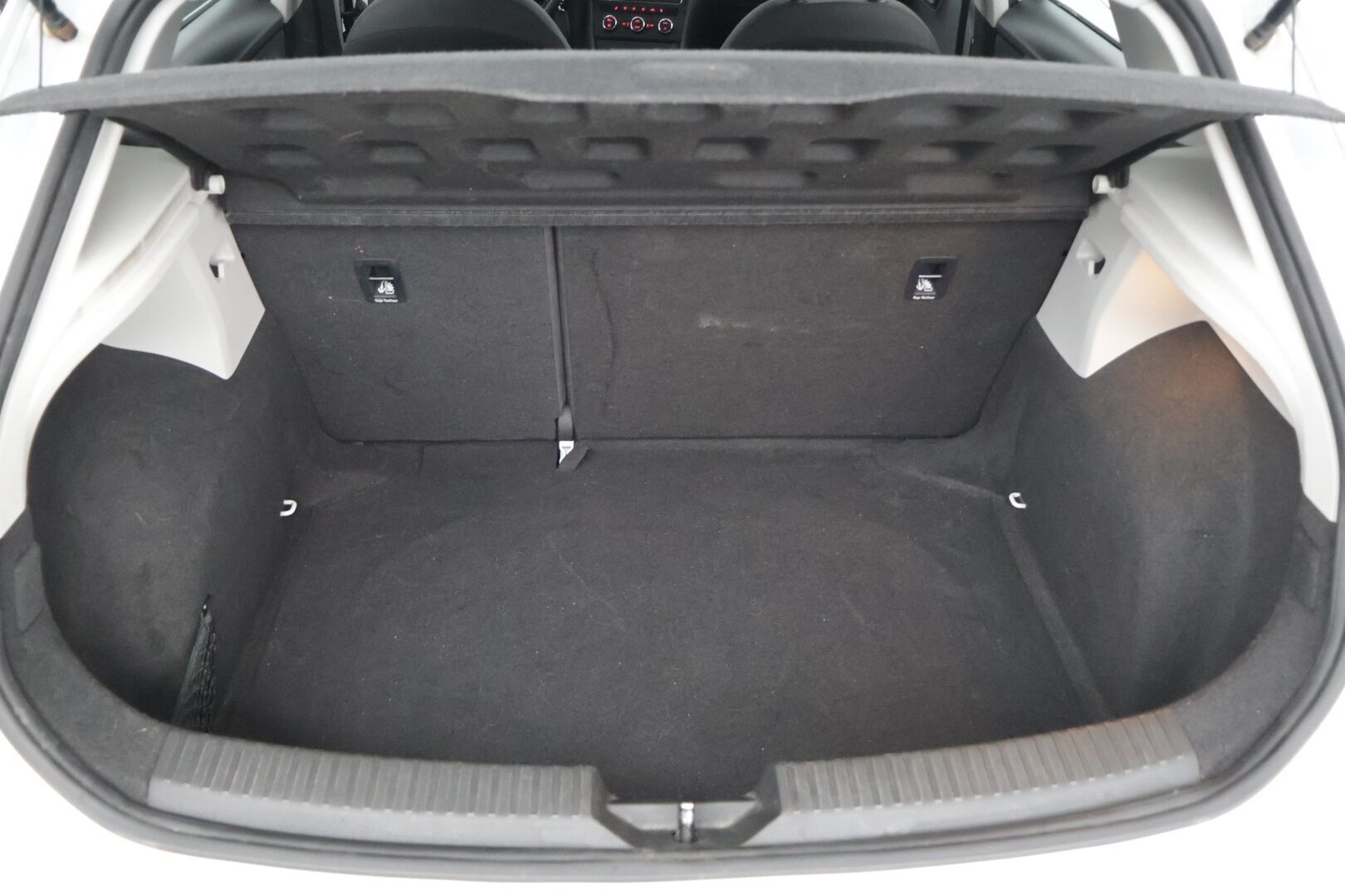 Seat Leon 2013 1,4 TSI 122 Style - Lohkolämmitin / Suomi-auto / Vakkari / Navi / Led valot