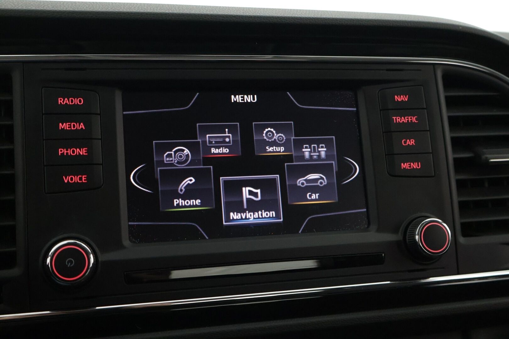 Seat Leon 2013 1,4 TSI 122 Style - Lohkolämmitin / Suomi-auto / Vakkari / Navi / Led valot
