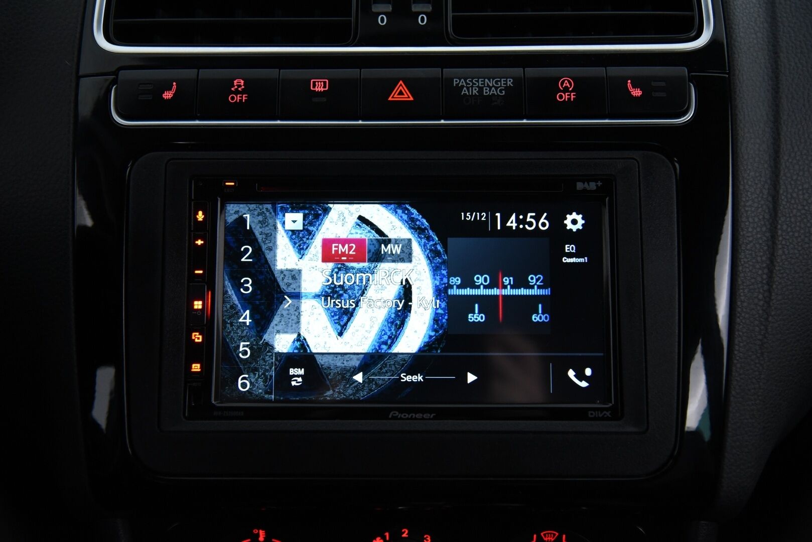 Volkswagen Polo 2013 BlueGT 1,4 TSI 103 kW (140 hv) DSG-automaatti 4-ov / Lohkolämppäri / Vakkari / 2x Renkaat / Viim. huolto 09/25! - Juuri saapunut Suomi-auto tarkalla huoltohistorialla! - HULLUT JOULUT KORKOTARJOUS 2,49% 