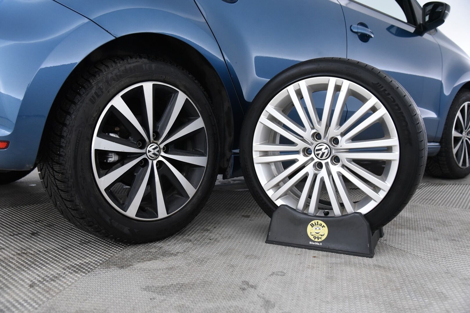 Volkswagen Polo 2013 BlueGT 1,4 TSI 103 kW (140 hv) DSG-automaatti 4-ov / Lohkolämppäri / Vakkari / 2x Renkaat / Viim. huolto 09/25! - Juuri saapunut Suomi-auto tarkalla huoltohistorialla! - HULLUT JOULUT KORKOTARJOUS 2,49% 